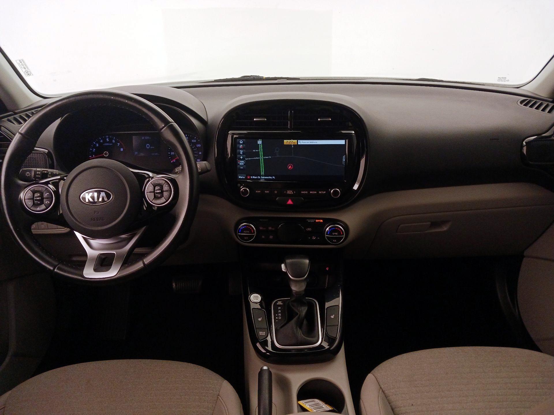 Thumbnail: 2020 Kia Soul - 9