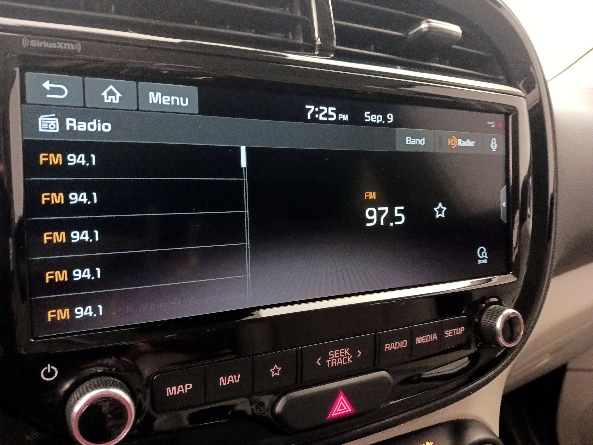 Thumbnail: 2020 Kia Soul - 16