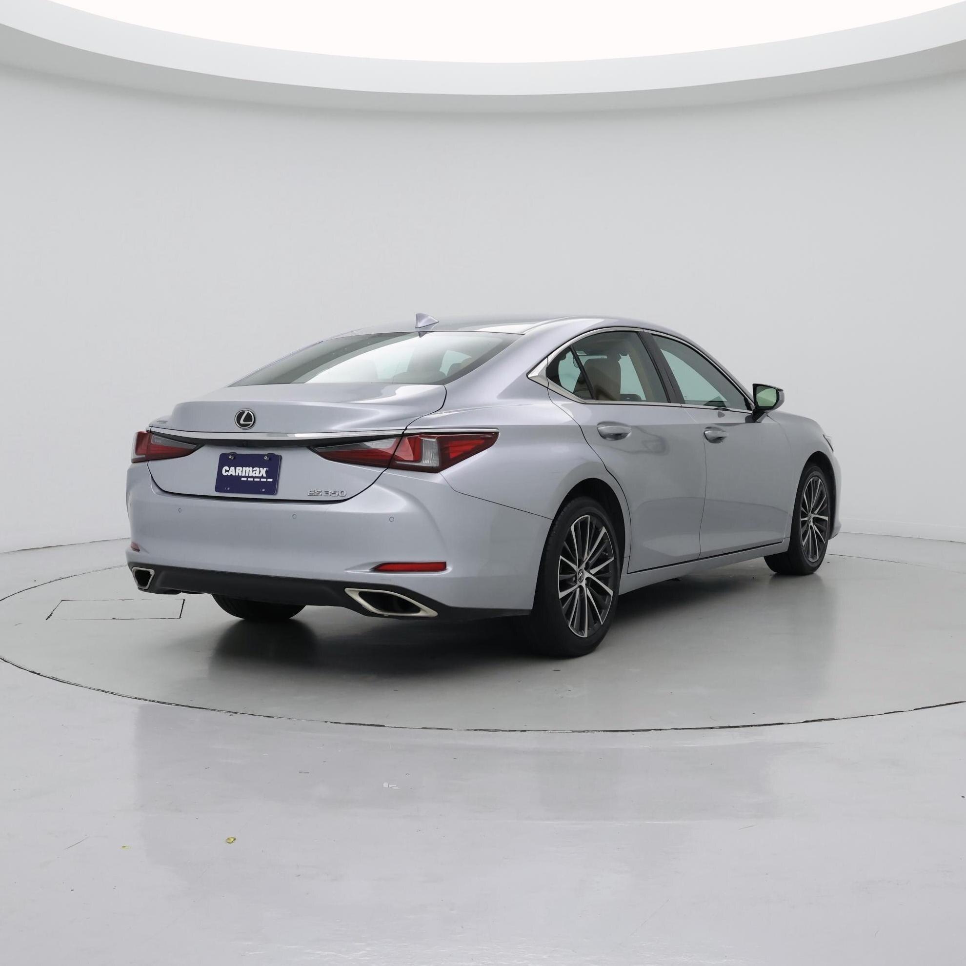 Thumbnail: 2022 Lexus ES - 8