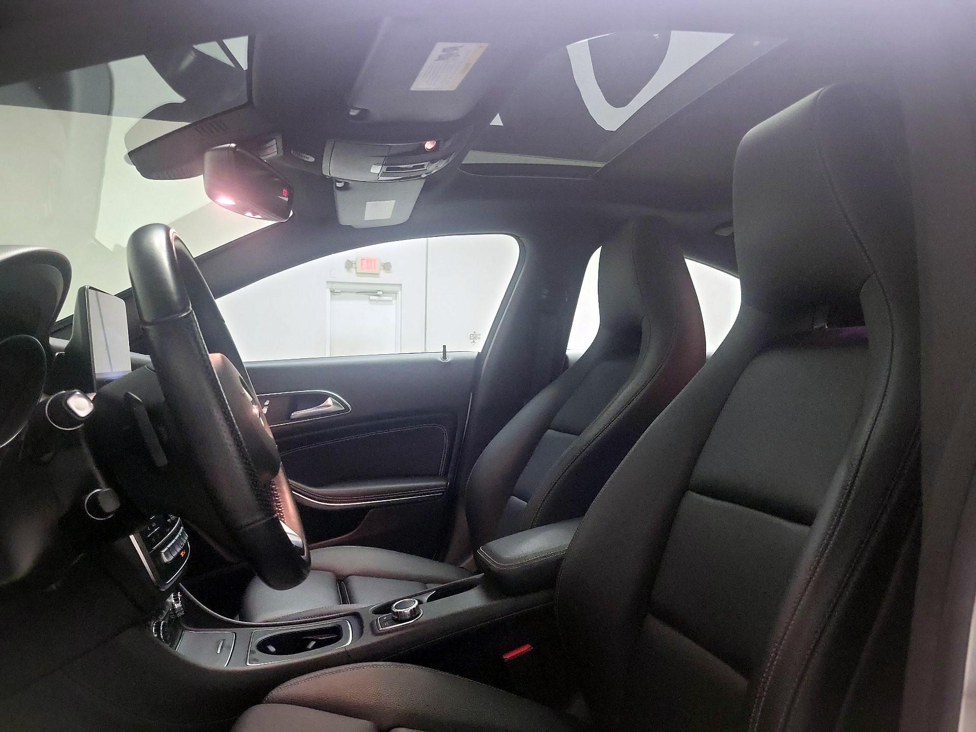 Thumbnail: 2019 Mercedes-Benz CLA - 19