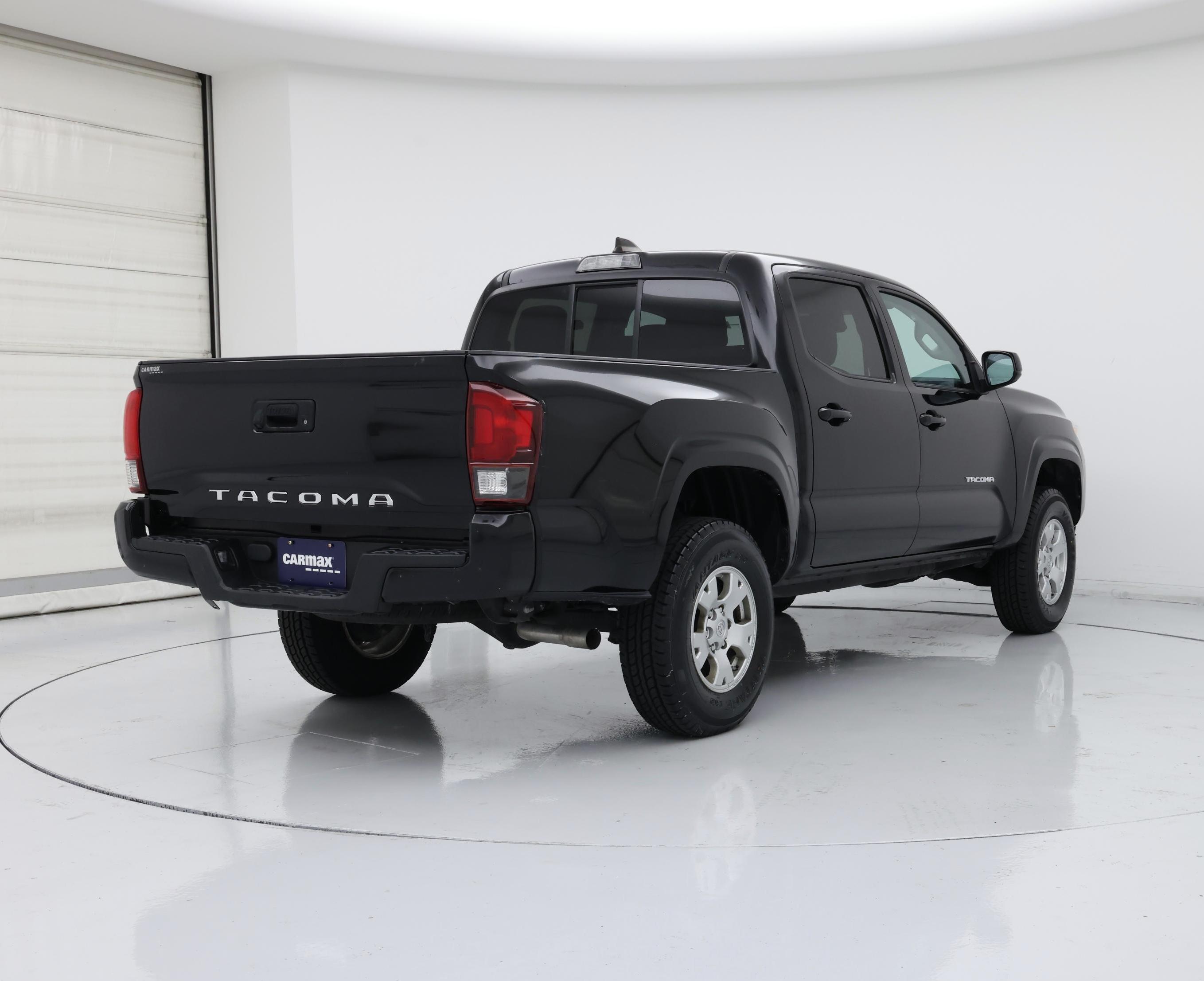 Thumbnail: 2021 Toyota Tacoma - 8