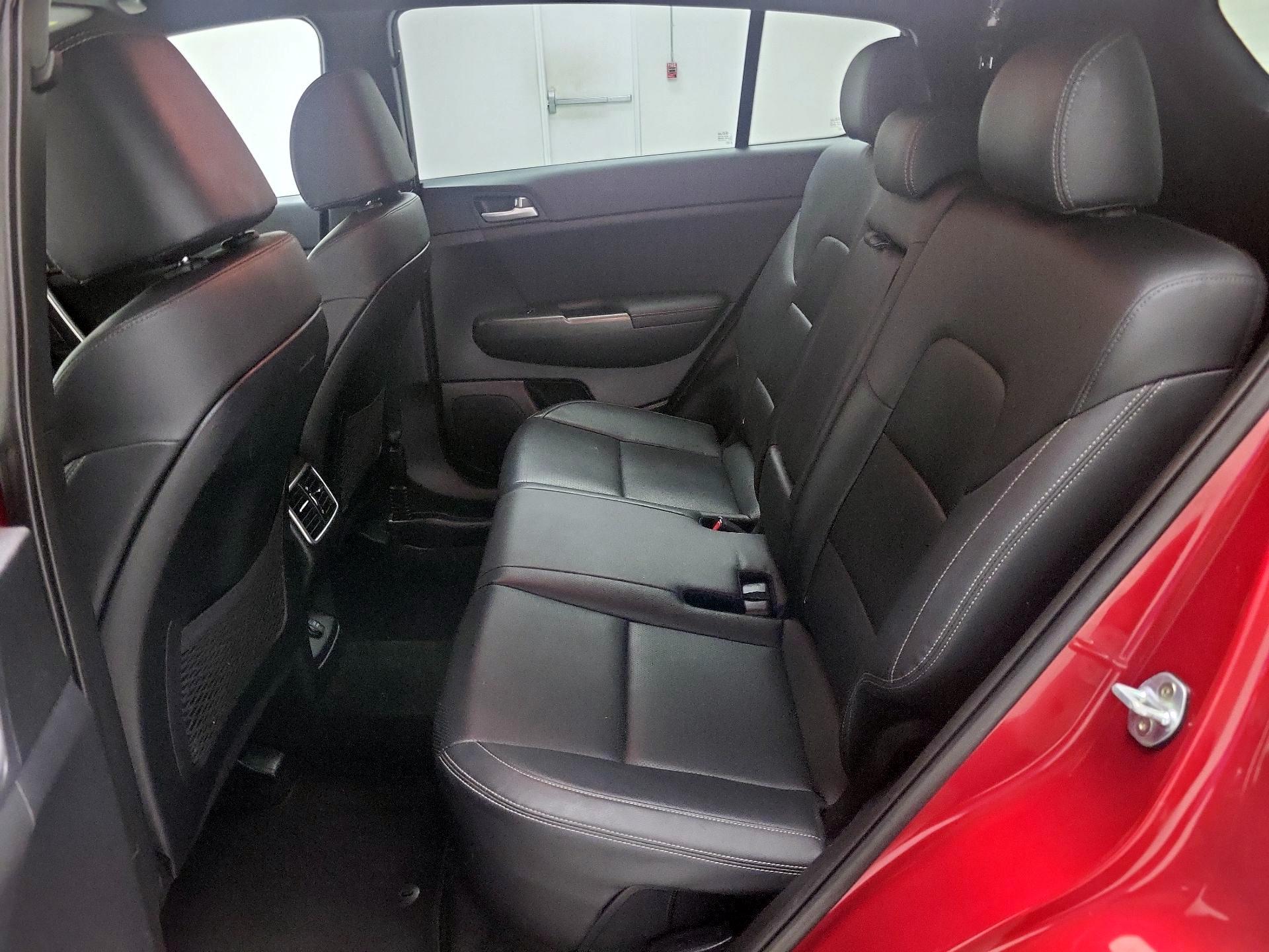 Thumbnail: 2020 Kia Sportage - 19
