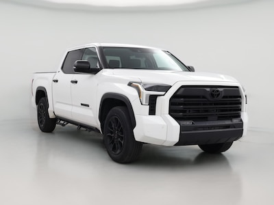 White 2022 Toyota Tundra SR5