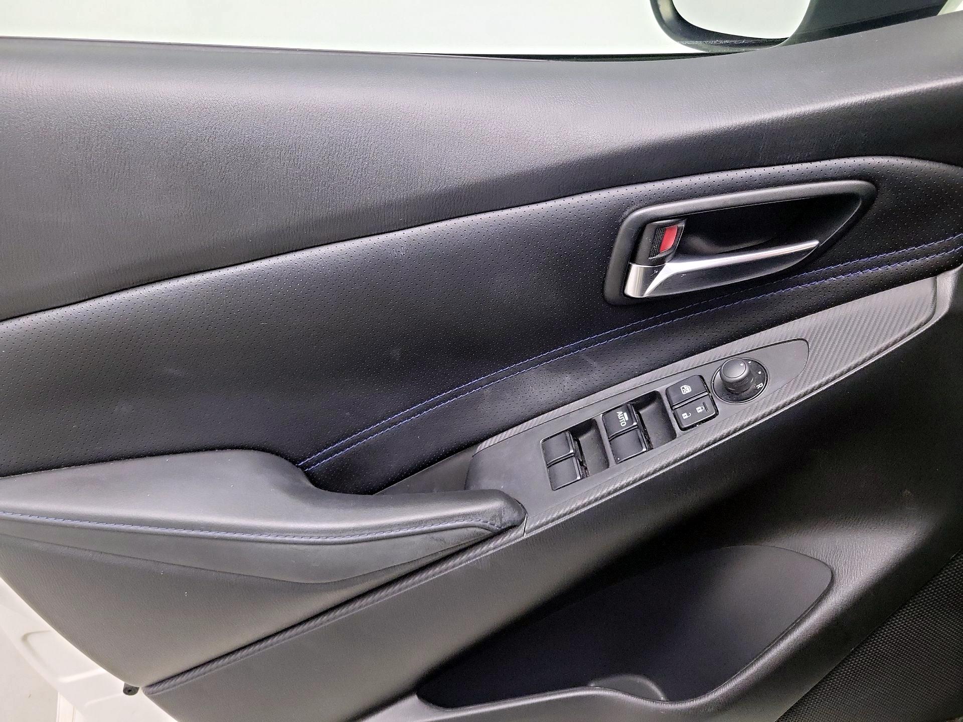 Thumbnail: 2019 Toyota Yaris - 12