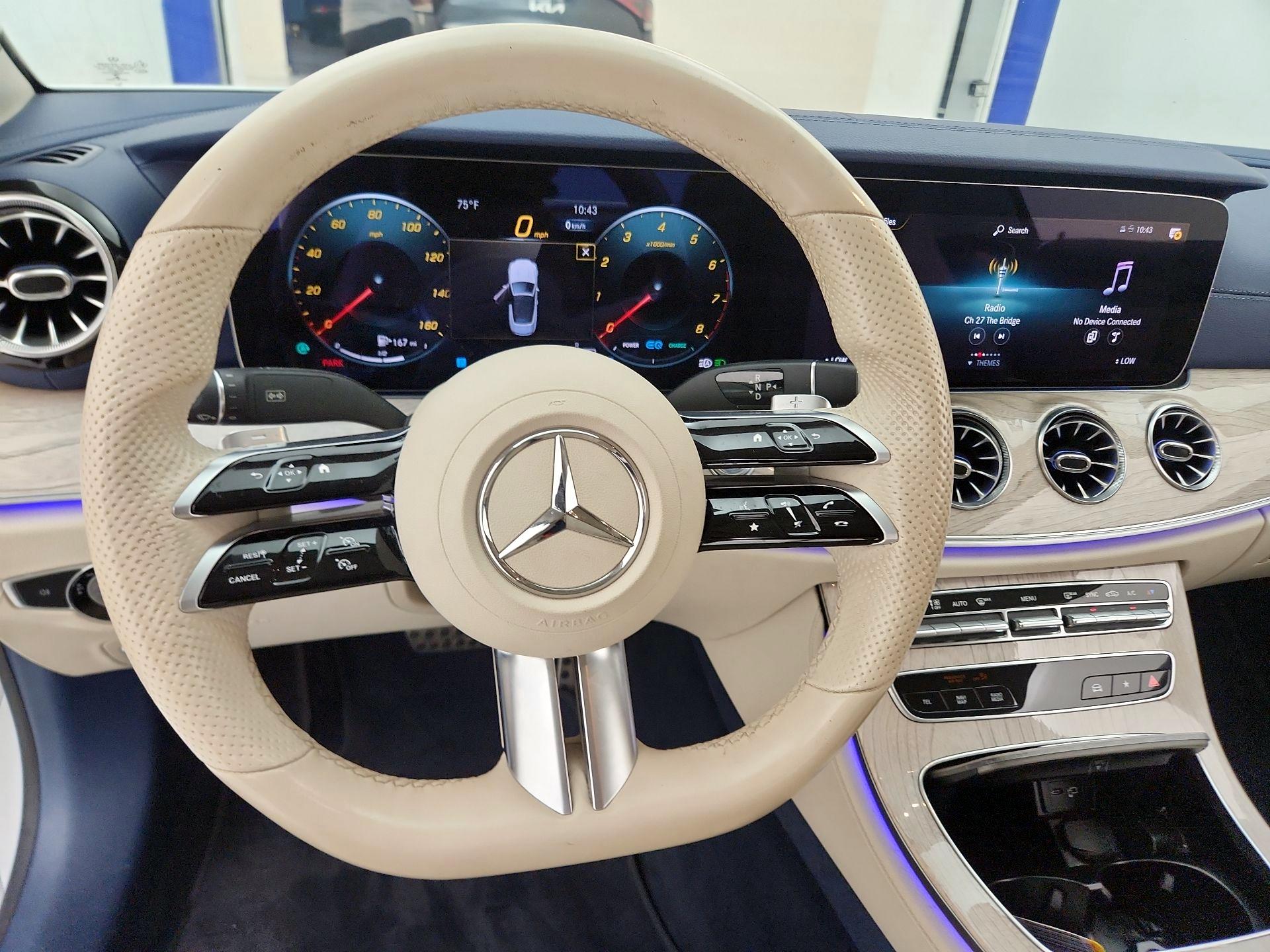 Thumbnail: 2022 Mercedes-Benz E-Class - 10