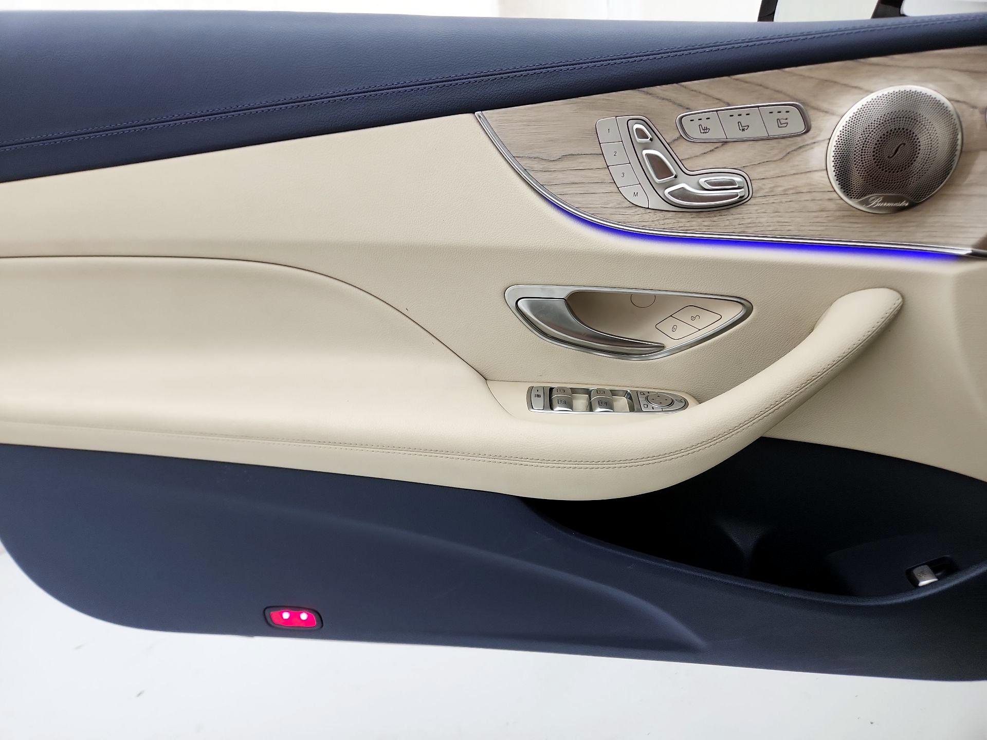 Thumbnail: 2022 Mercedes-Benz E-Class - 12