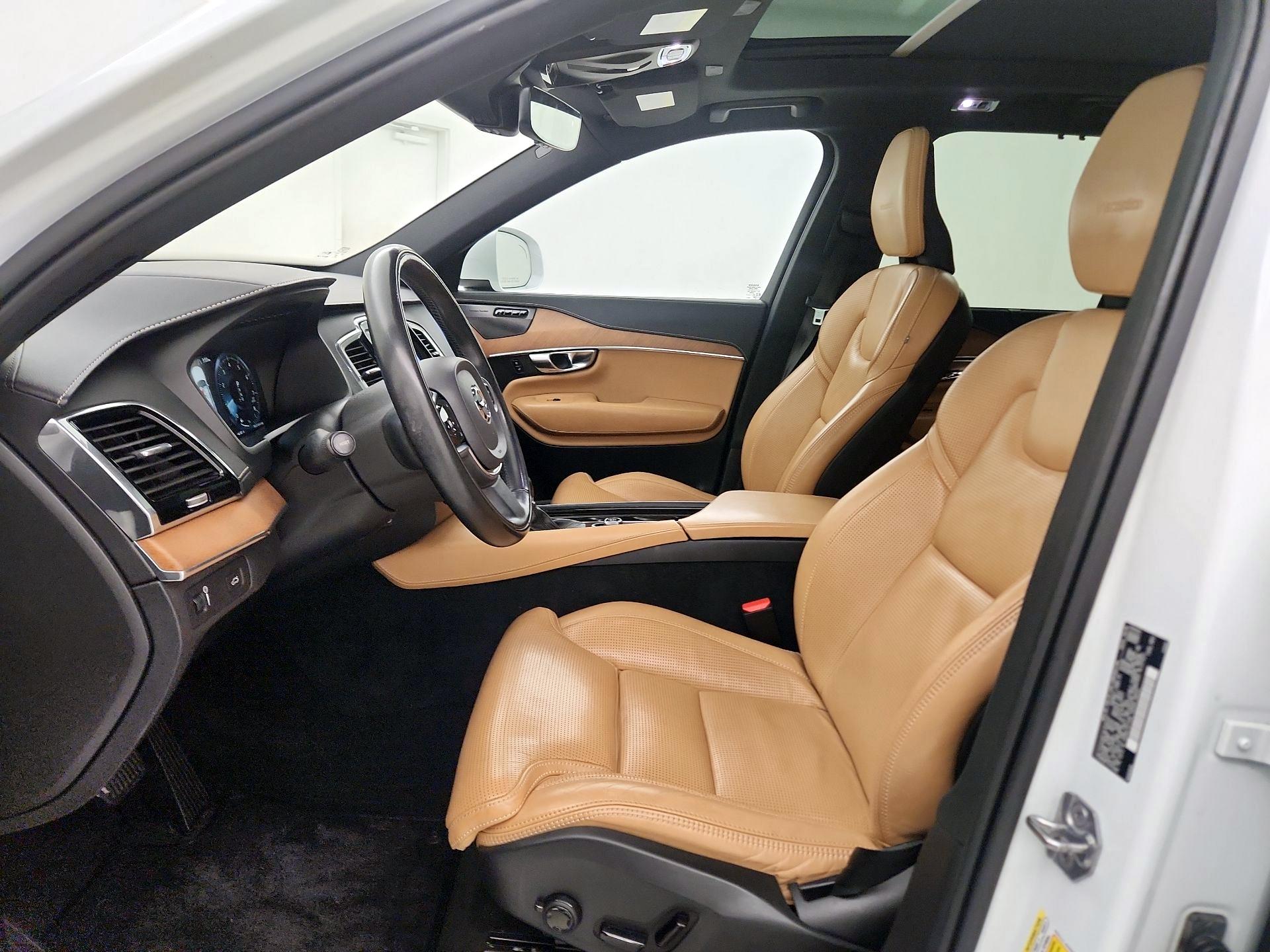 Thumbnail: 2019 Volvo XC90 - 11