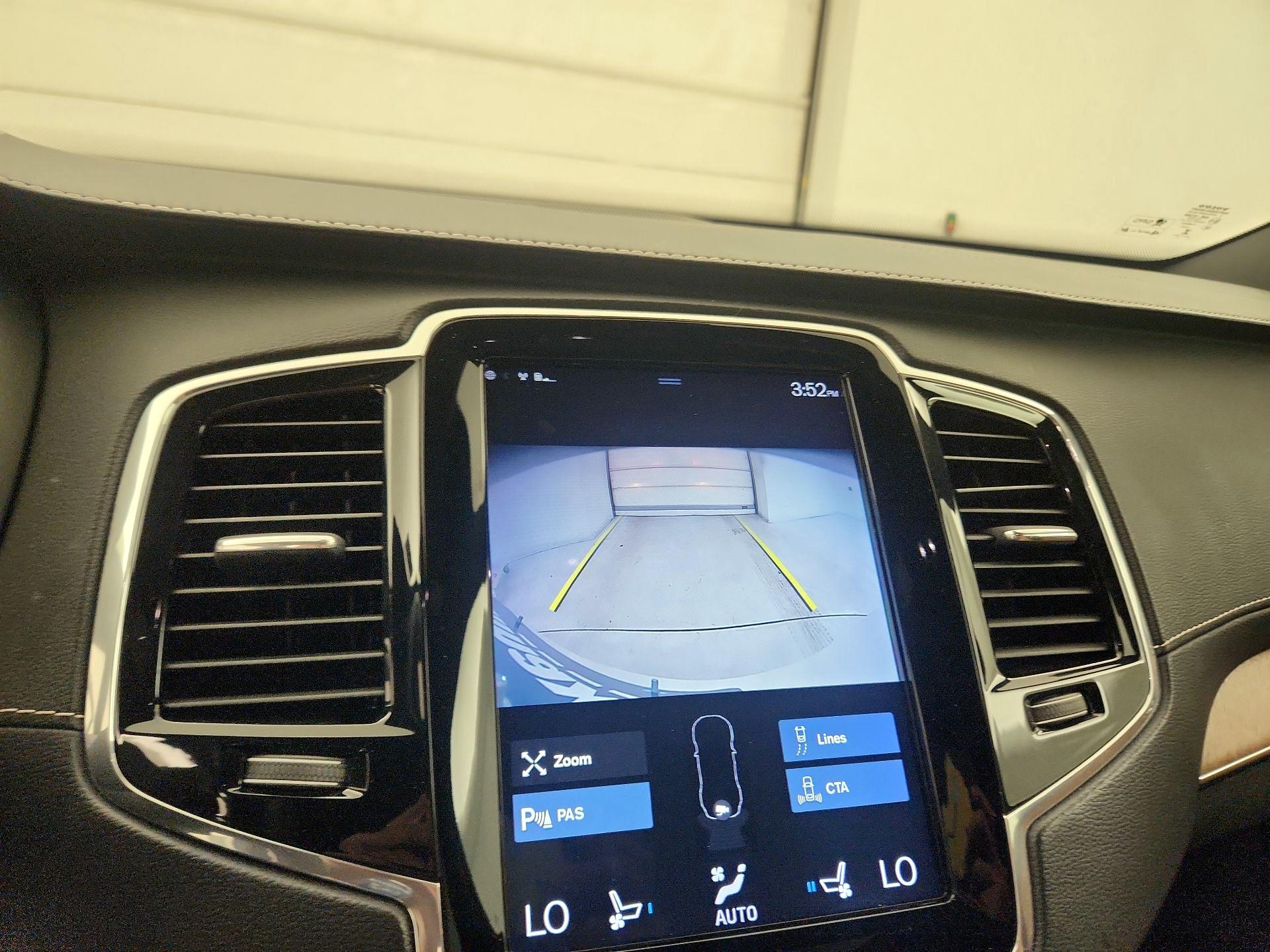 Thumbnail: 2019 Volvo XC90 - 15