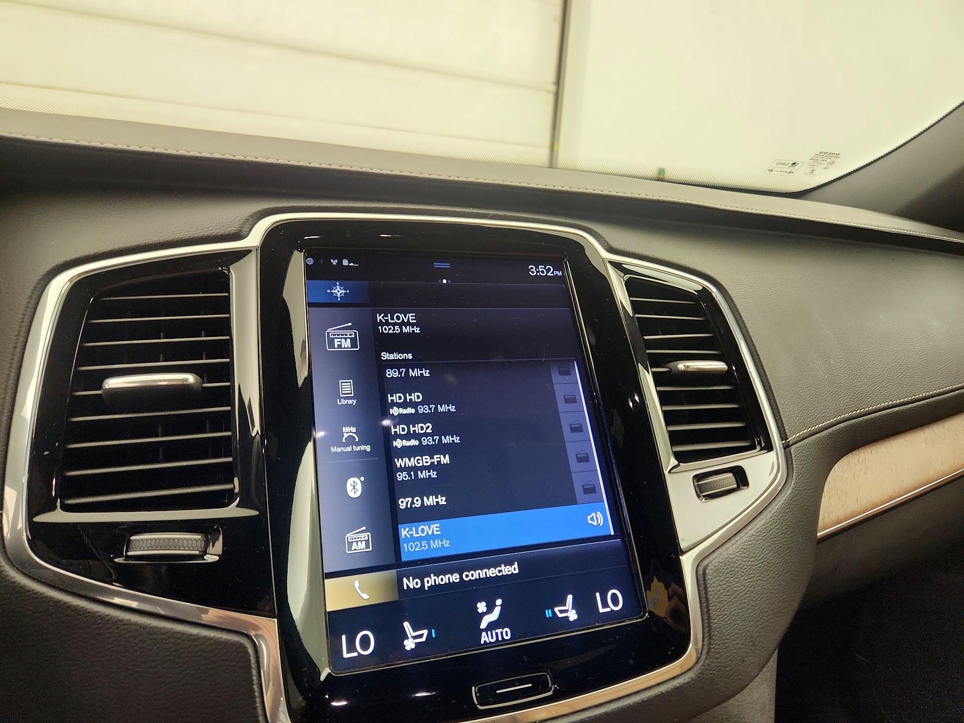 Thumbnail: 2019 Volvo XC90 - 16