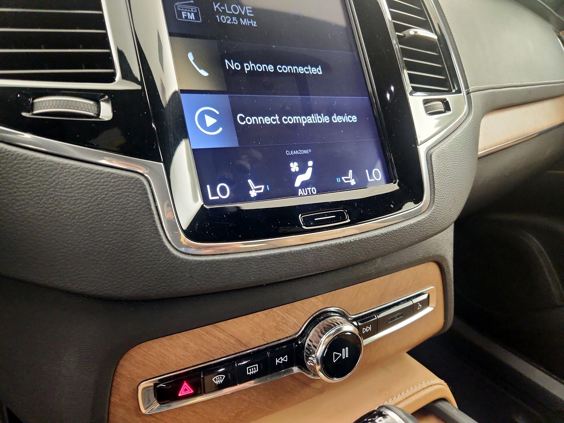 Thumbnail: 2019 Volvo XC90 - 17