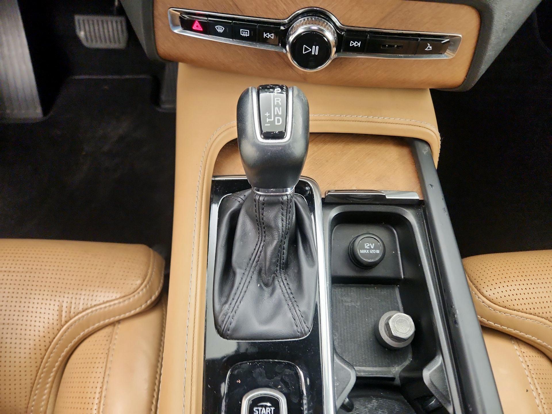 Thumbnail: 2019 Volvo XC90 - 18