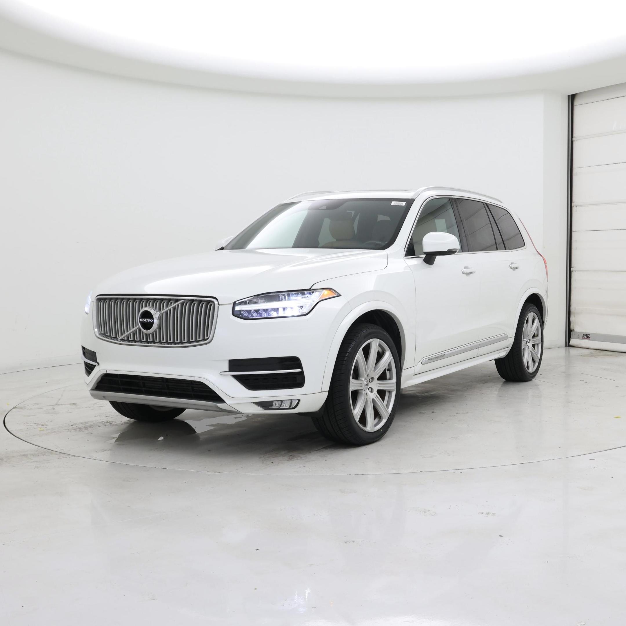 Thumbnail: 2019 Volvo XC90 - 4