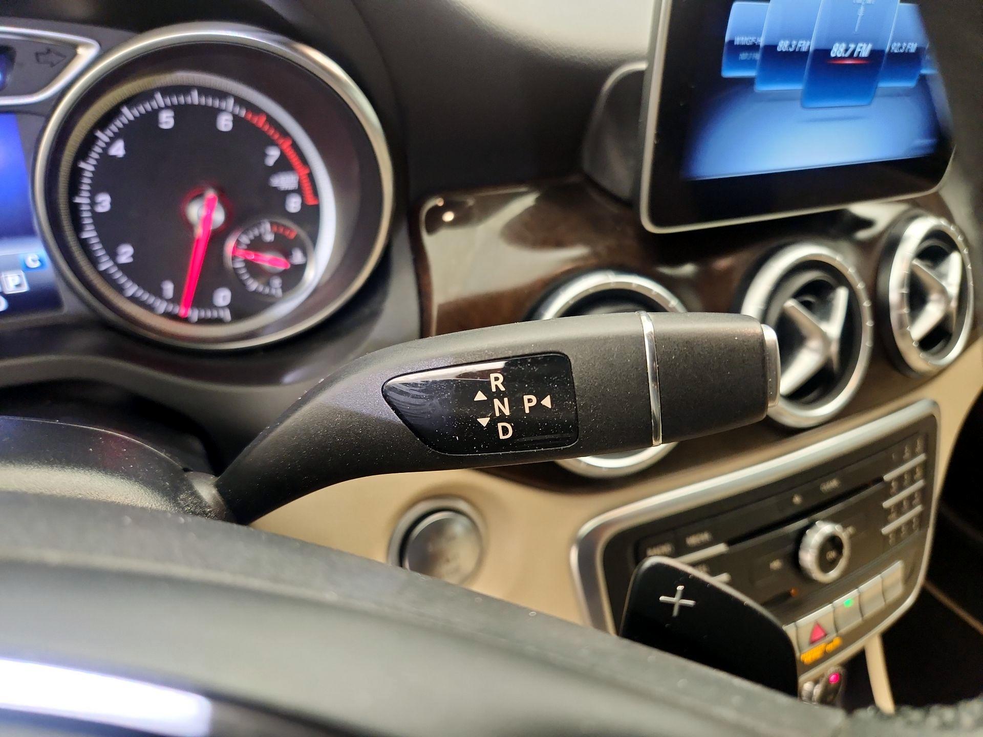 Thumbnail: 2018 Mercedes-Benz CLA - 17