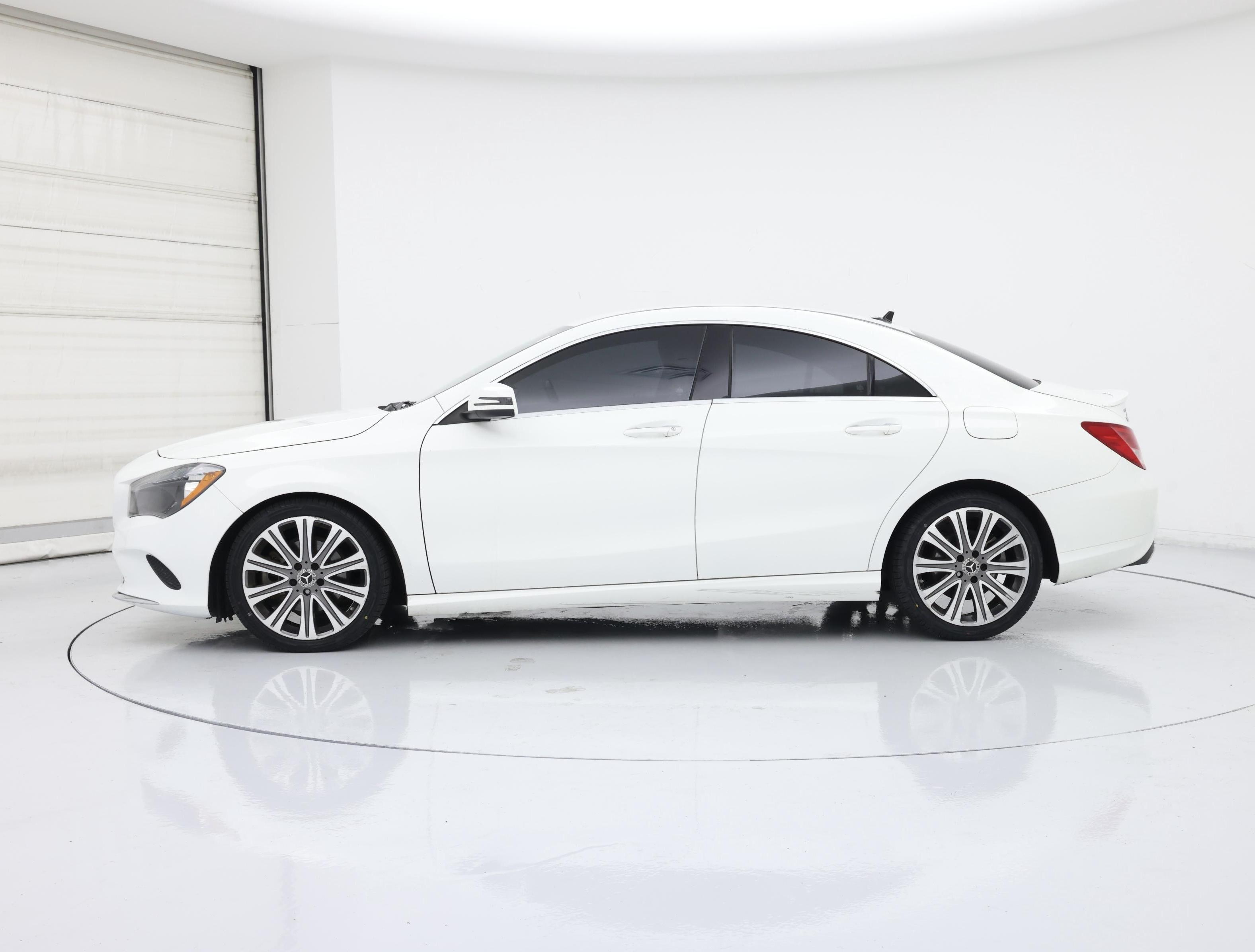 Thumbnail: 2018 Mercedes-Benz CLA - 3