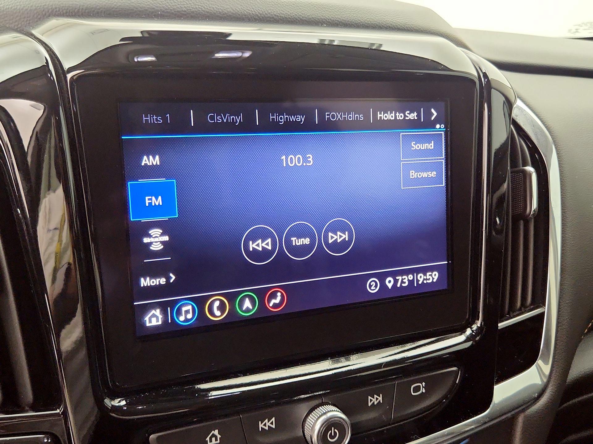 Thumbnail: 2021 Chevrolet Traverse - 16