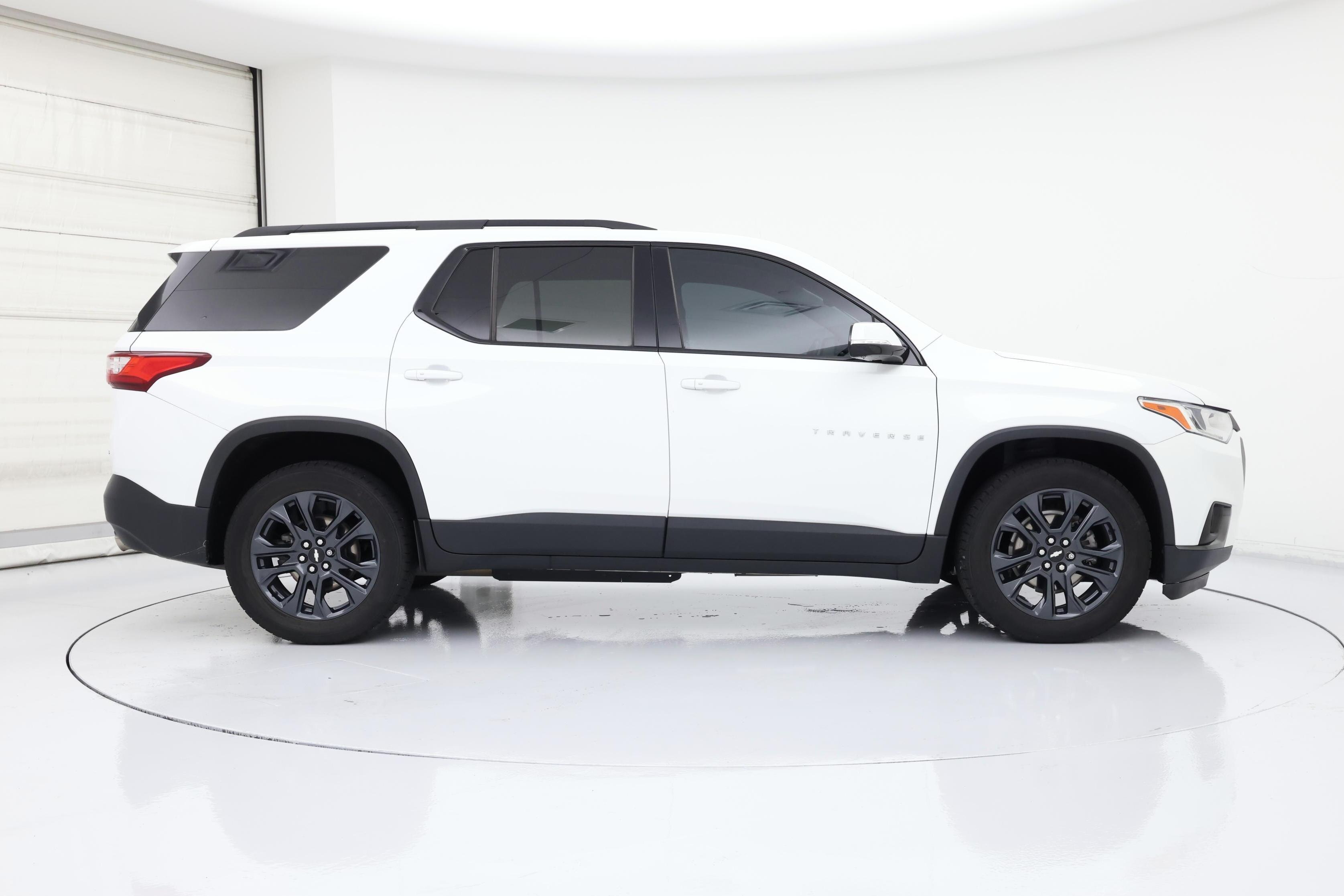 Thumbnail: 2021 Chevrolet Traverse - 7