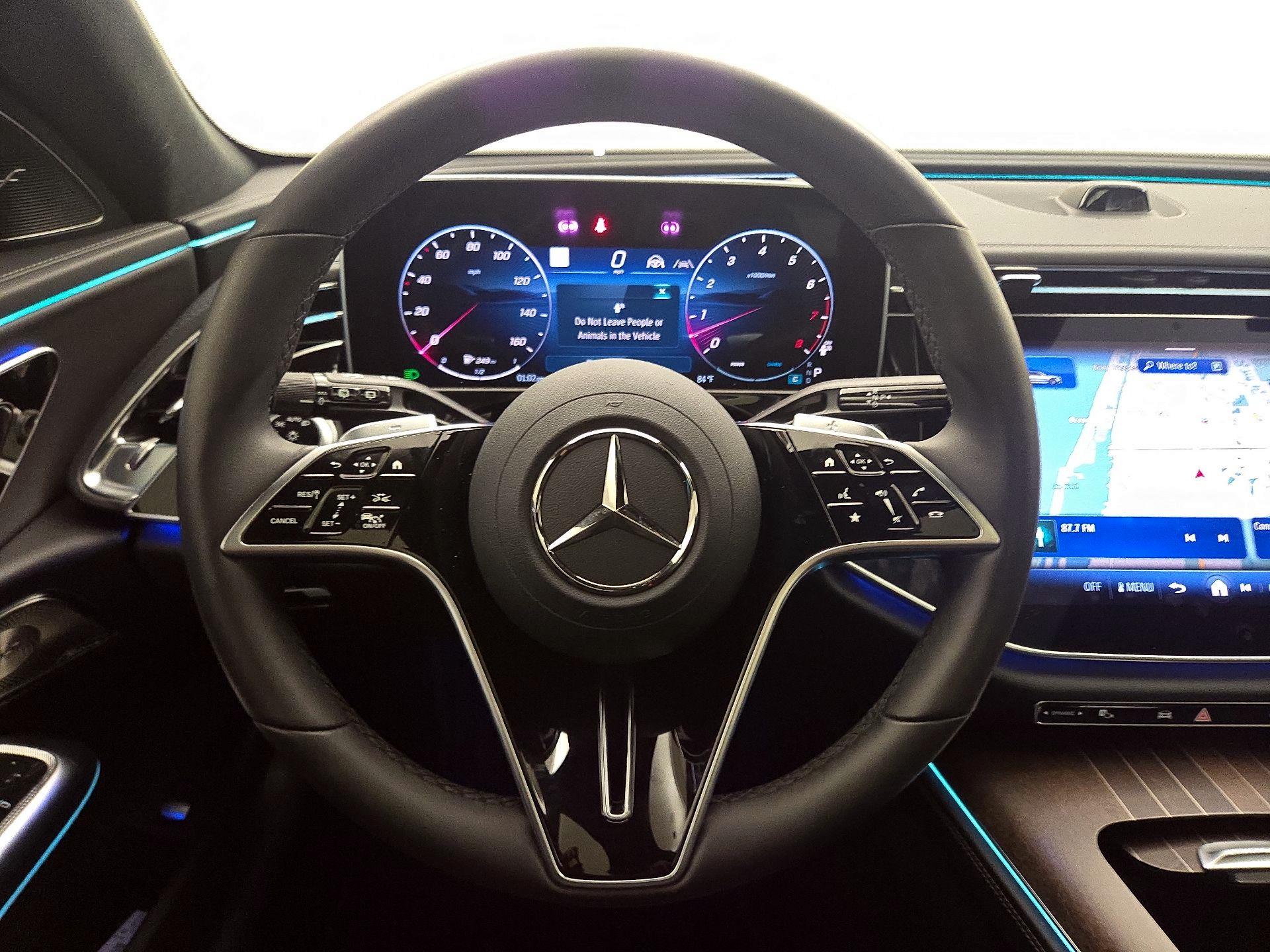 Thumbnail: 2024 Mercedes-Benz E-Class - 10