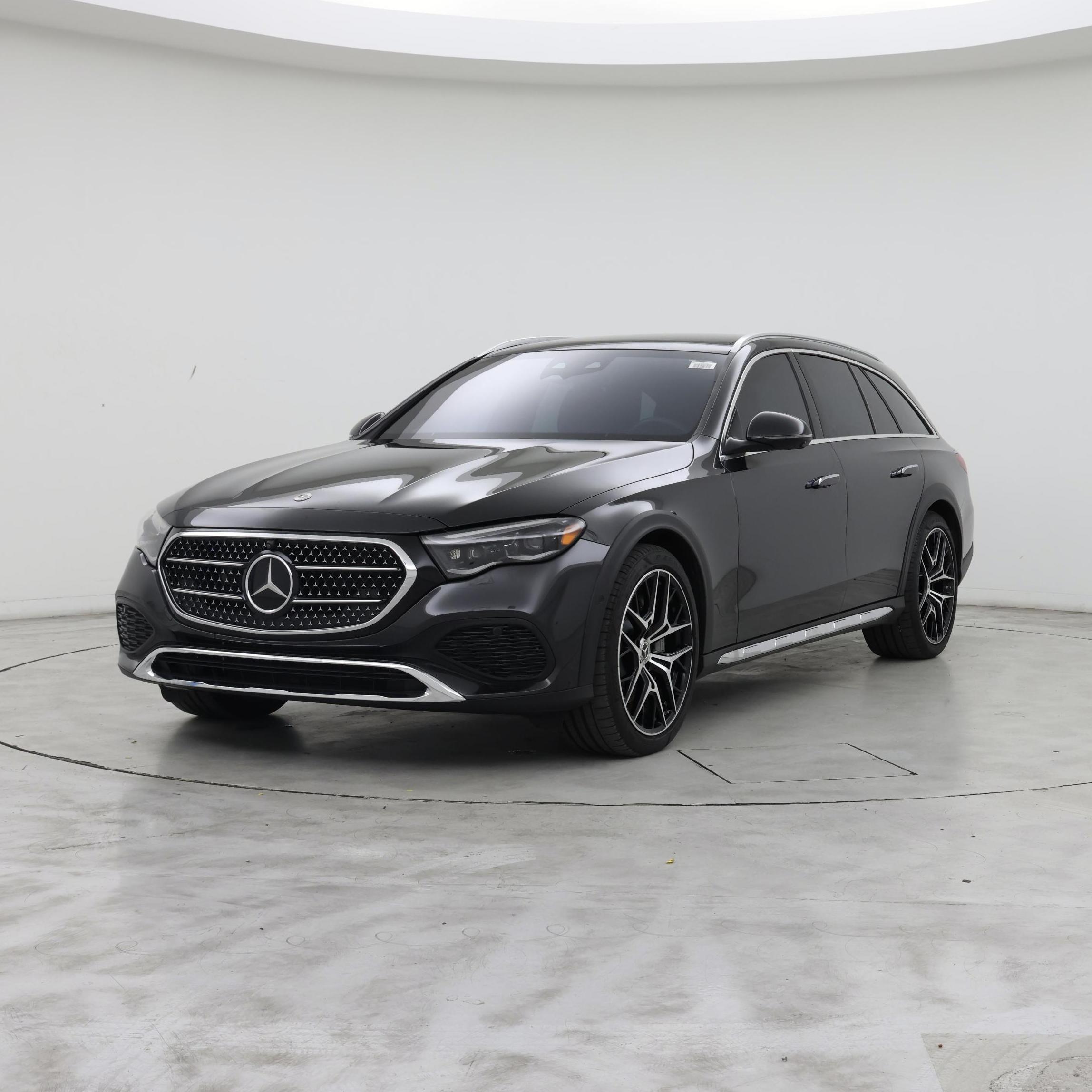Thumbnail: 2024 Mercedes-Benz E-Class - 4