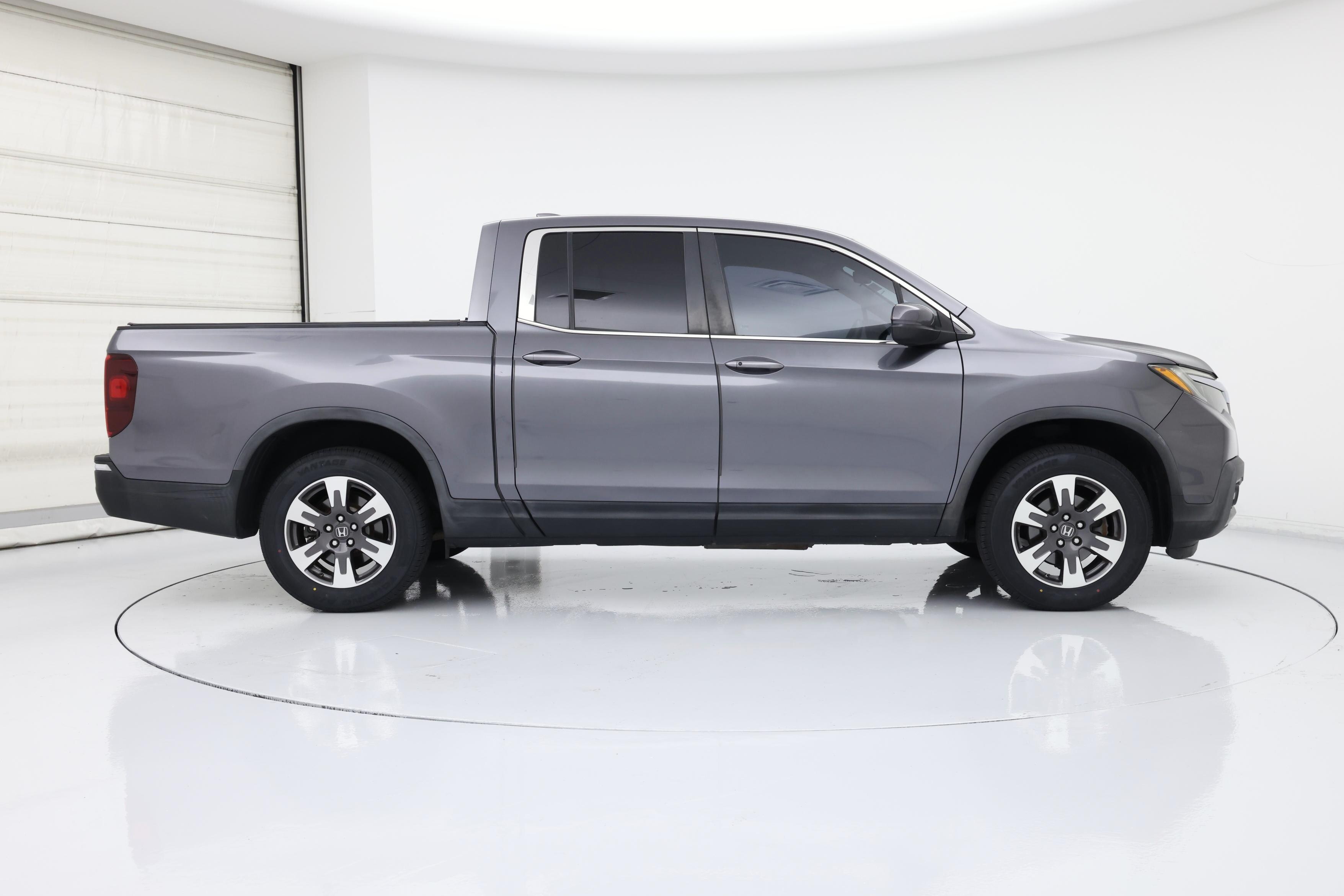 Thumbnail: 2017 Honda Ridgeline - 7