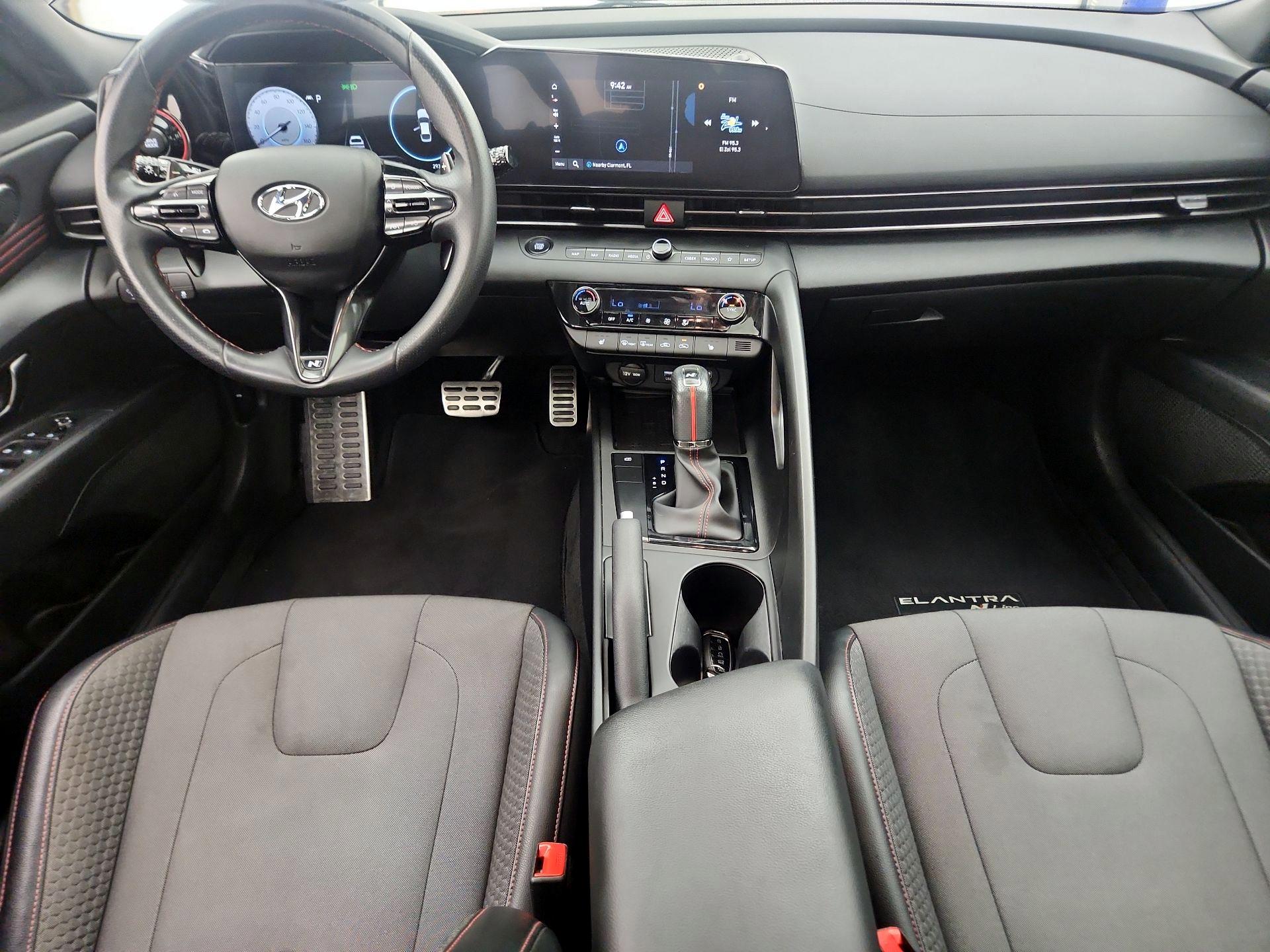 Thumbnail: 2023 Hyundai Elantra - 9