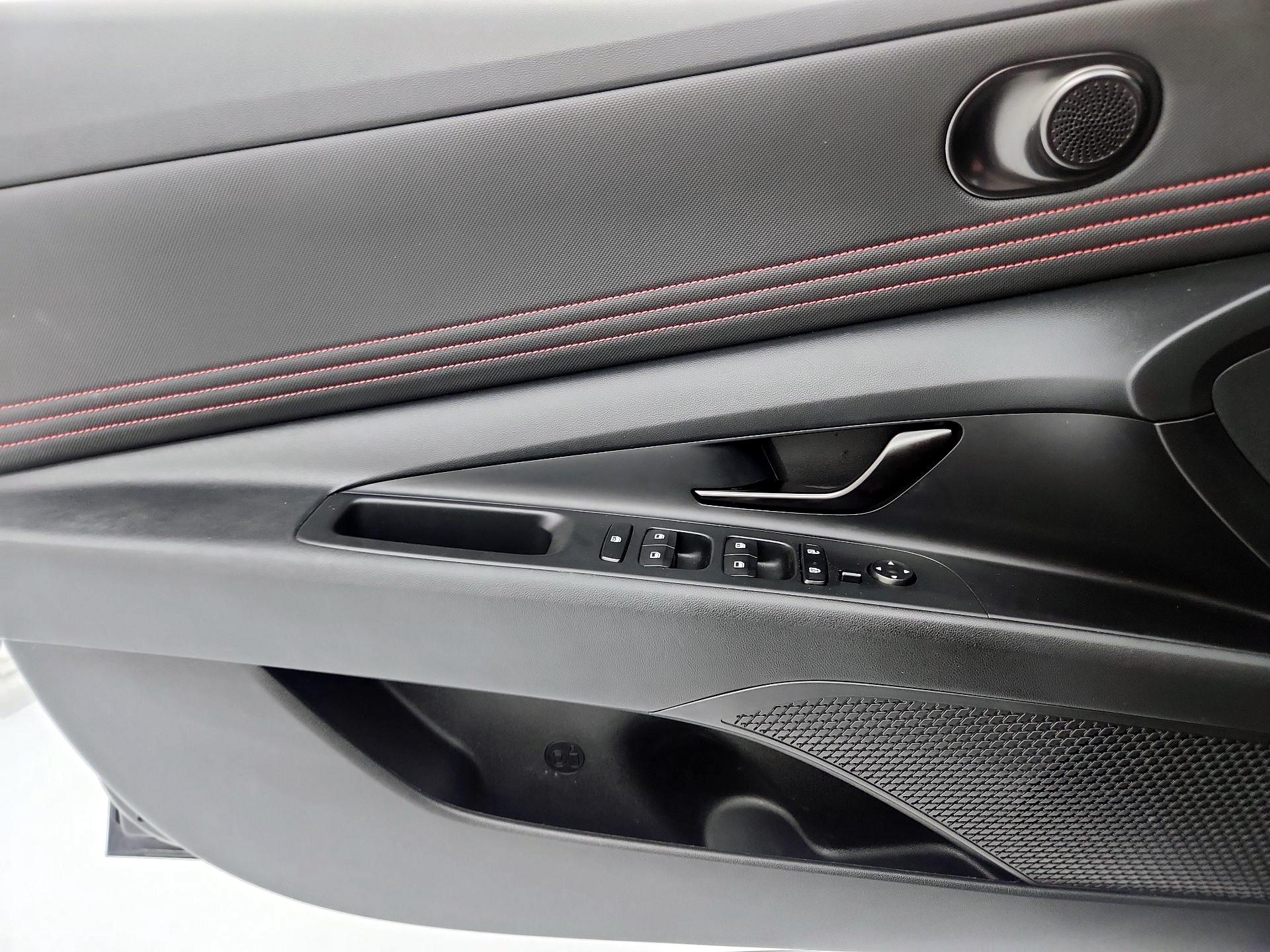 Thumbnail: 2023 Hyundai Elantra - 12