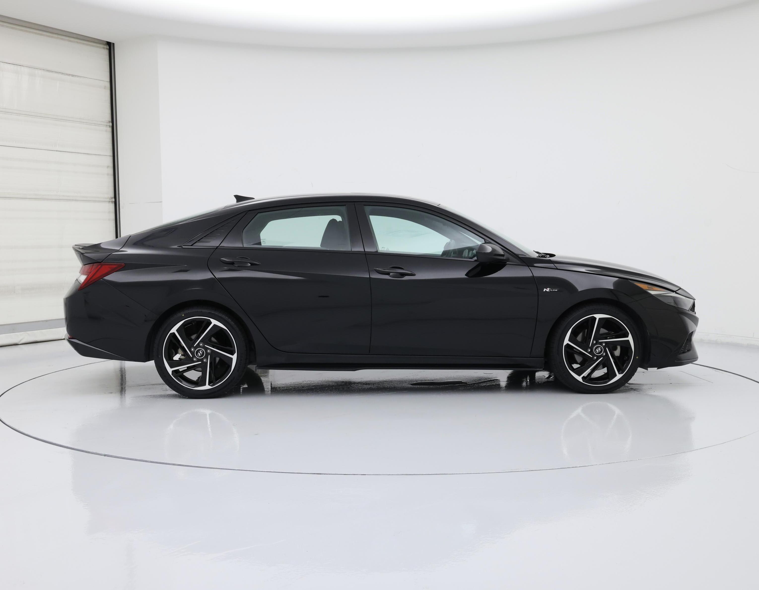 Thumbnail: 2023 Hyundai Elantra - 7