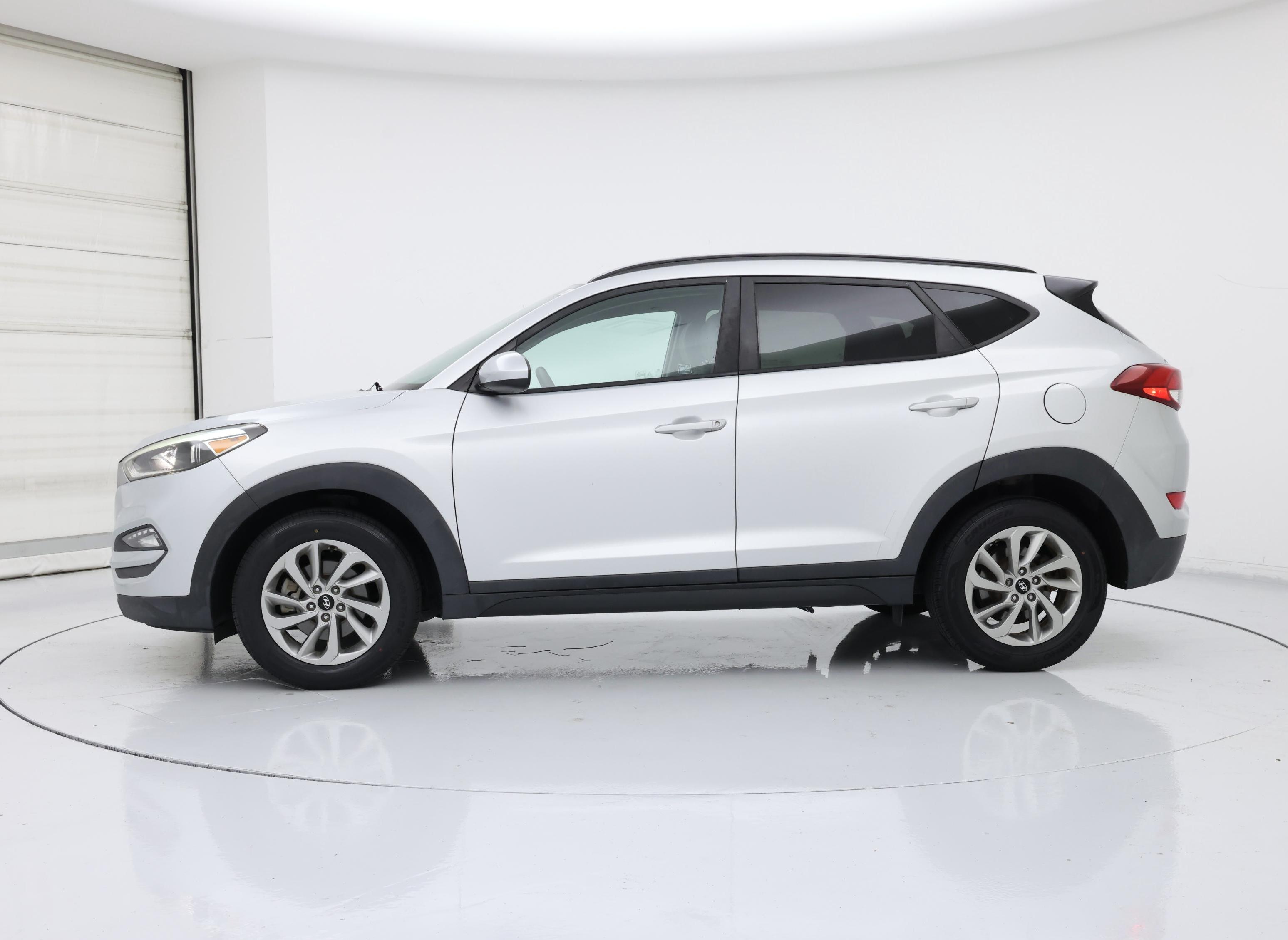 Thumbnail: 2018 Hyundai Tucson - 3