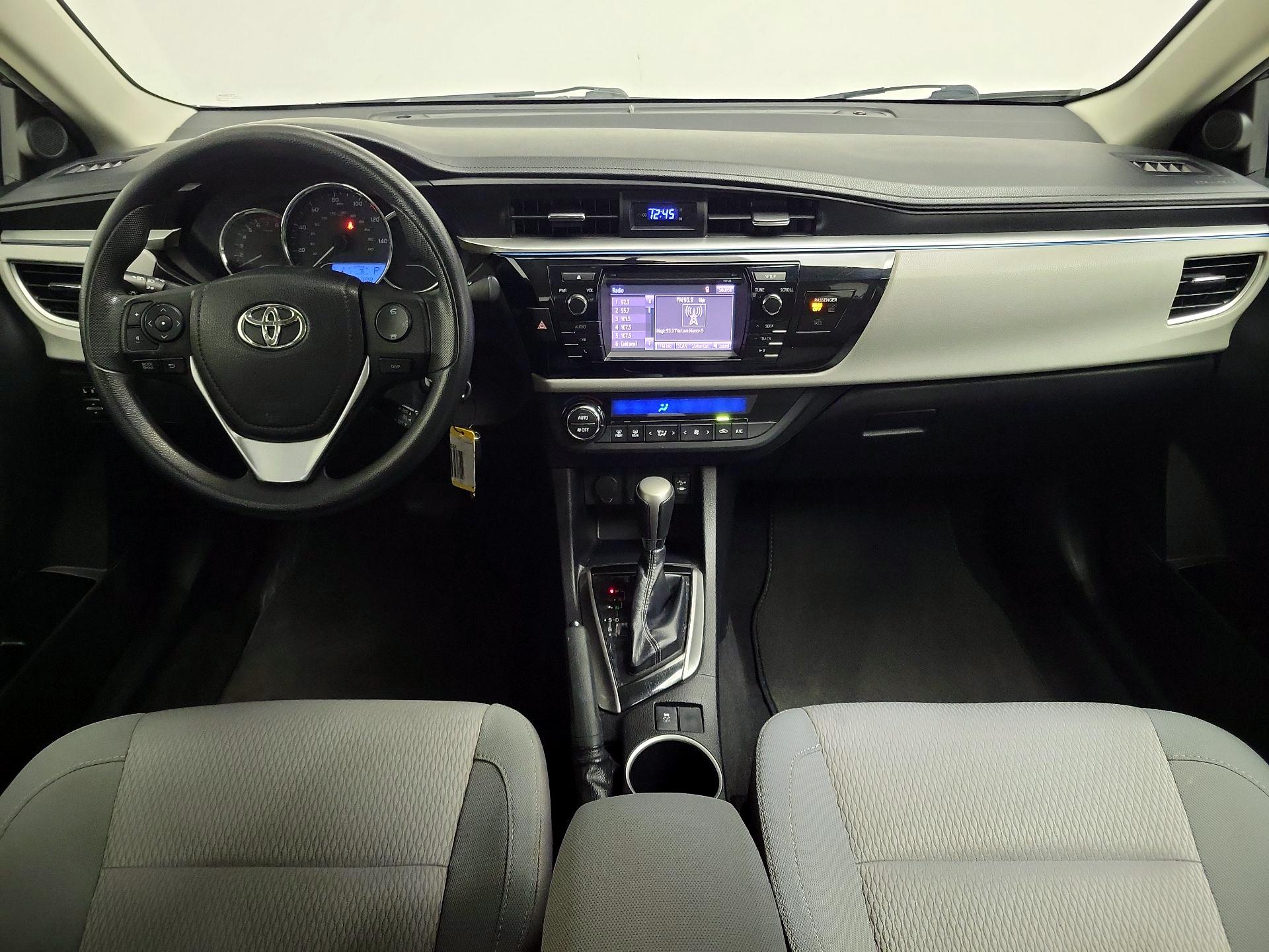 Thumbnail: 2014 Toyota Corolla - 9