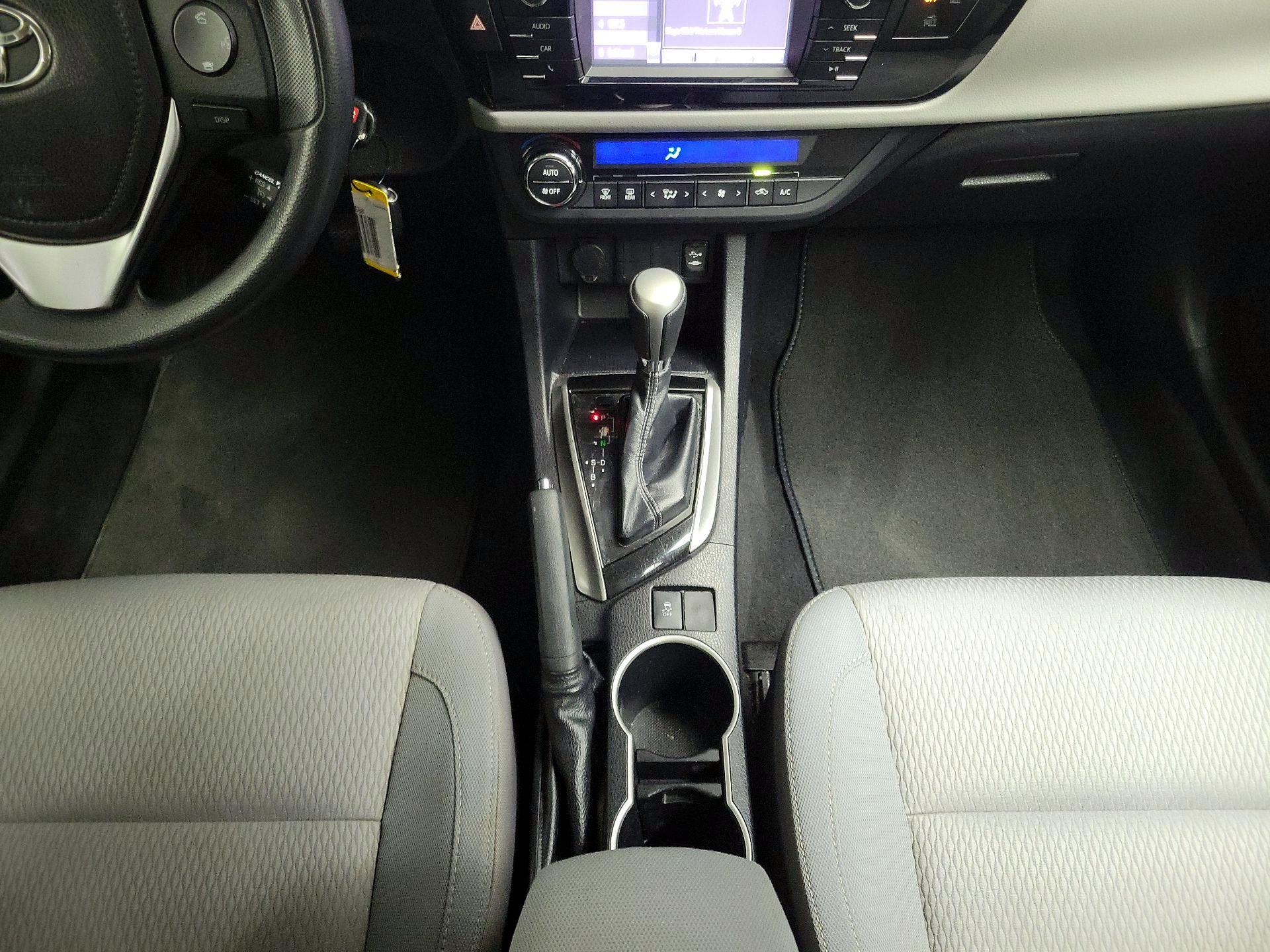 Thumbnail: 2014 Toyota Corolla - 17