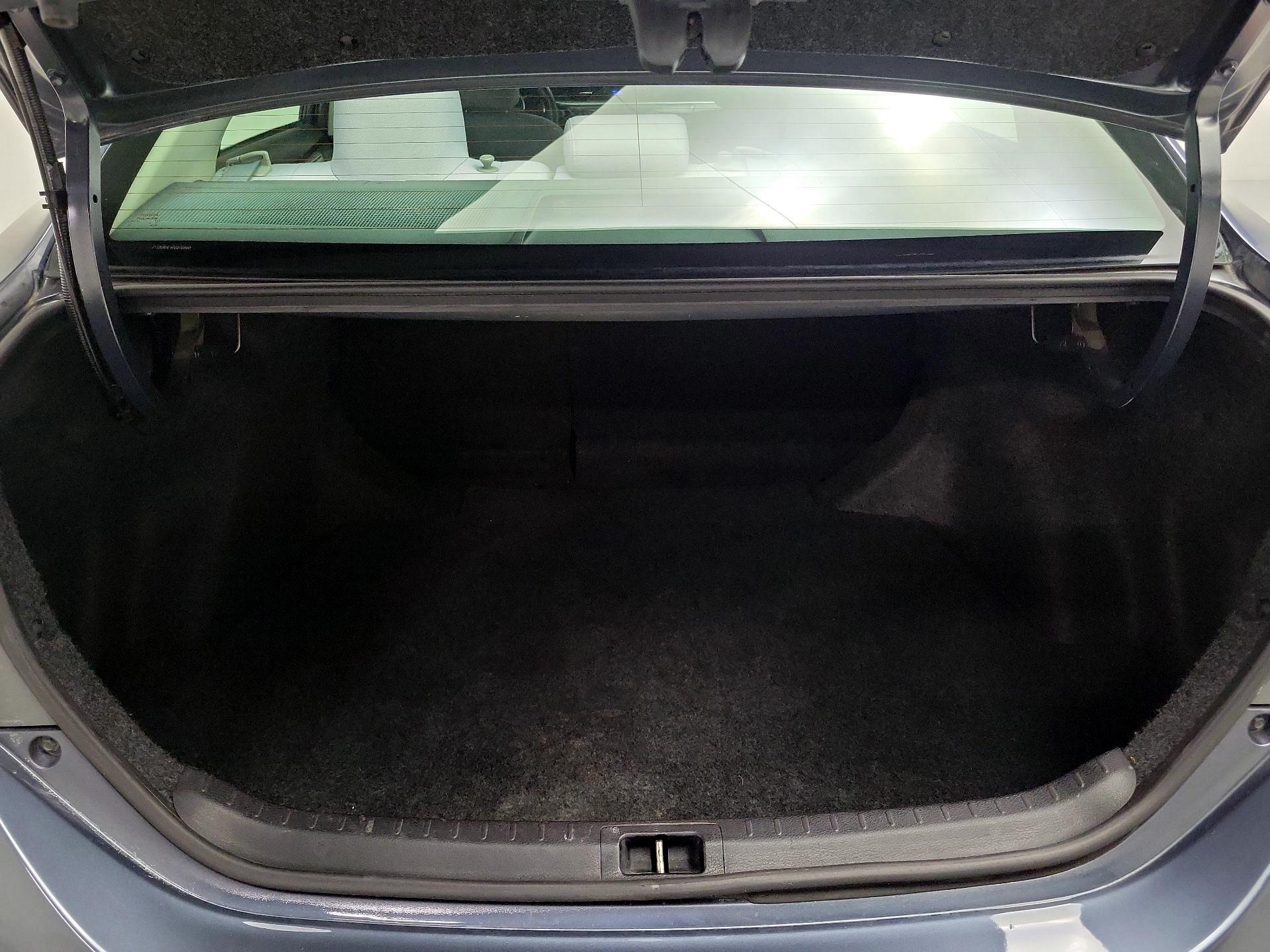 Thumbnail: 2014 Toyota Corolla - 20