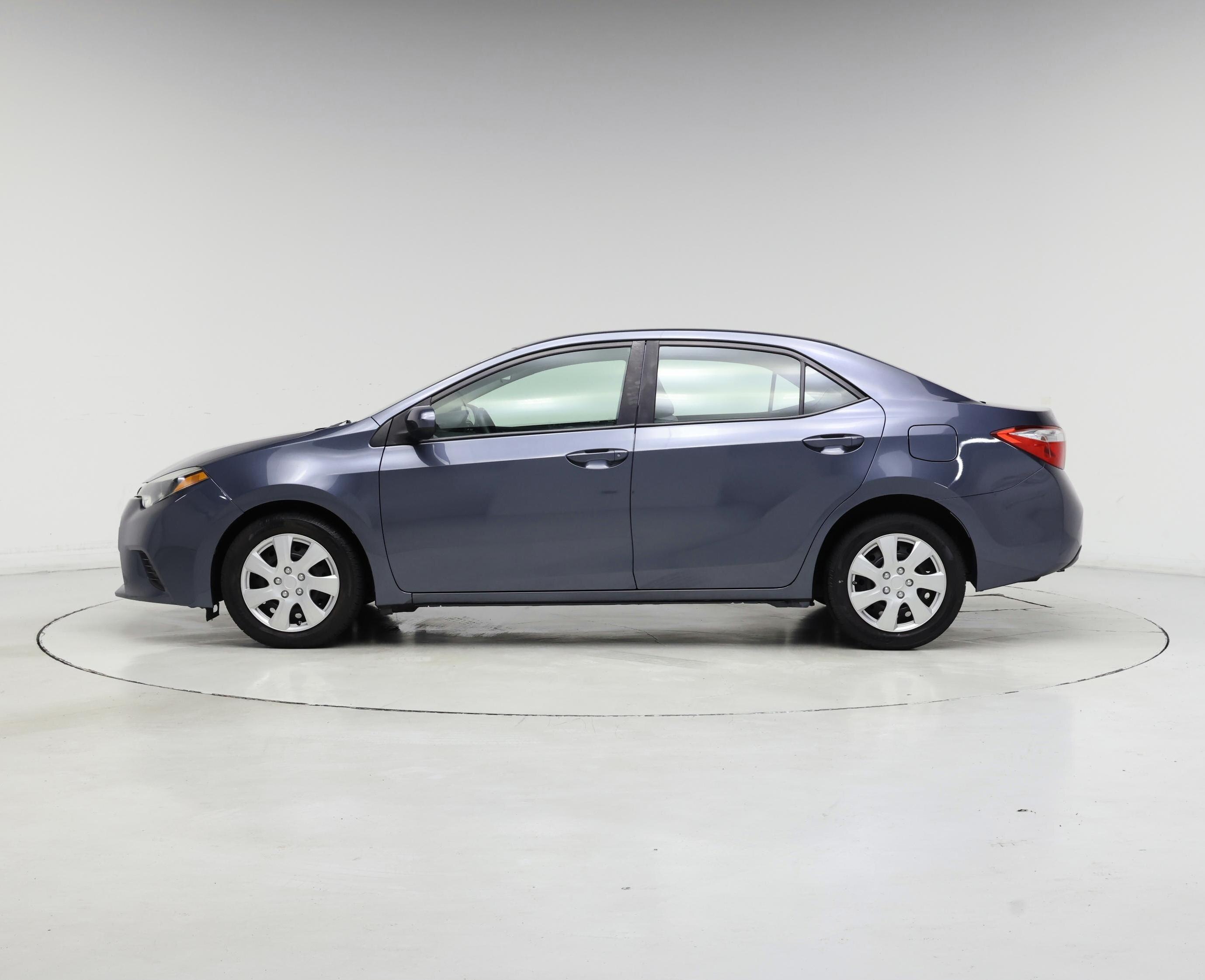 Thumbnail: 2014 Toyota Corolla - 3