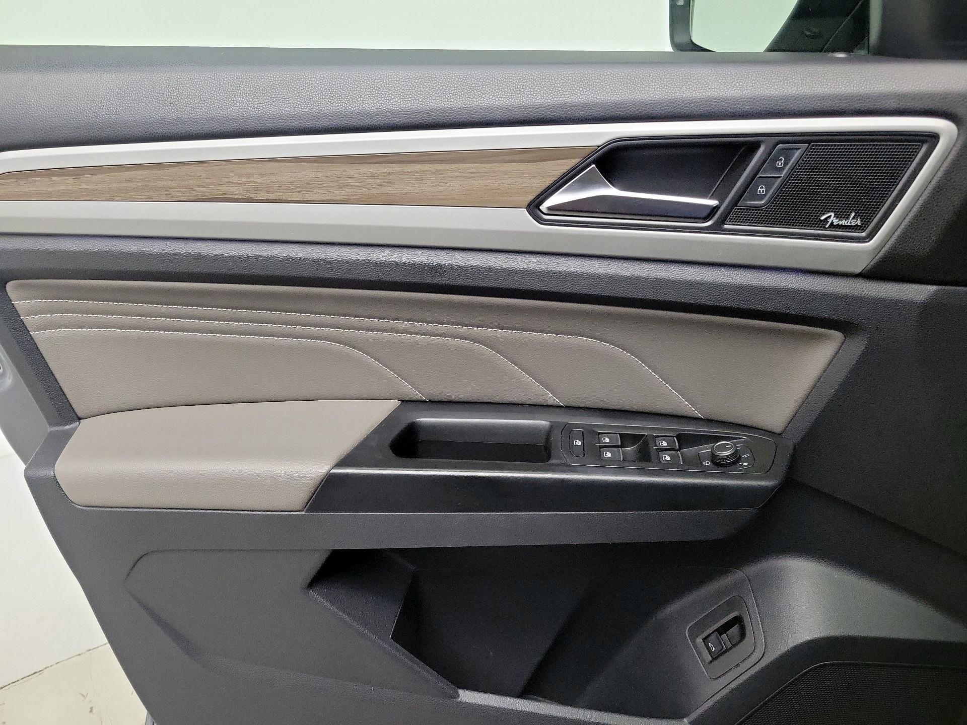 Thumbnail: 2021 Volkswagen Atlas - 12