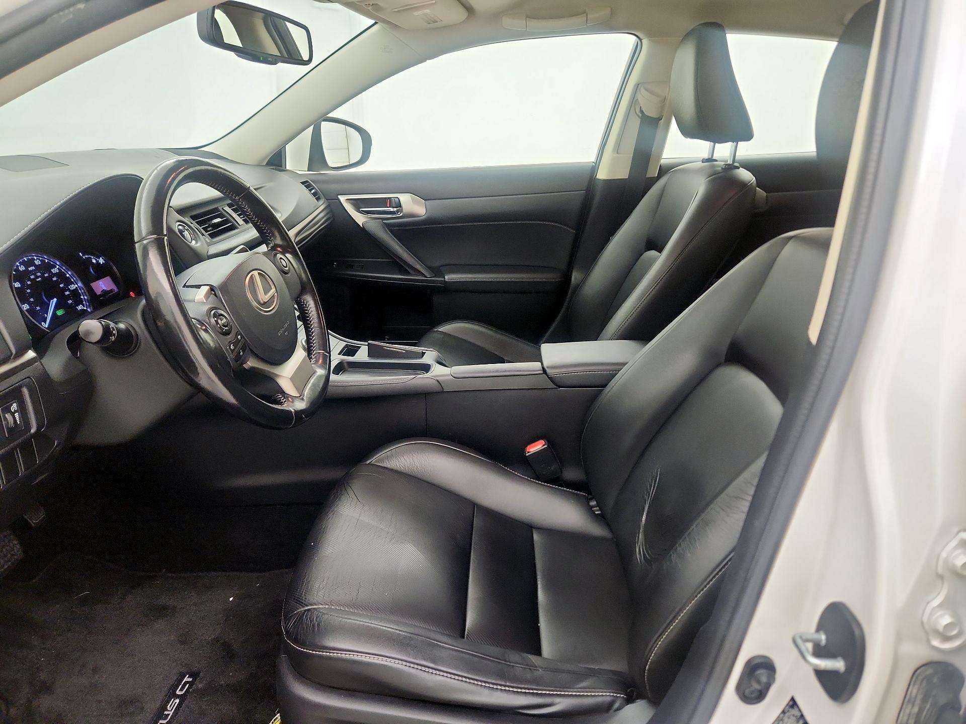 Thumbnail: 2016 Lexus CT - 11