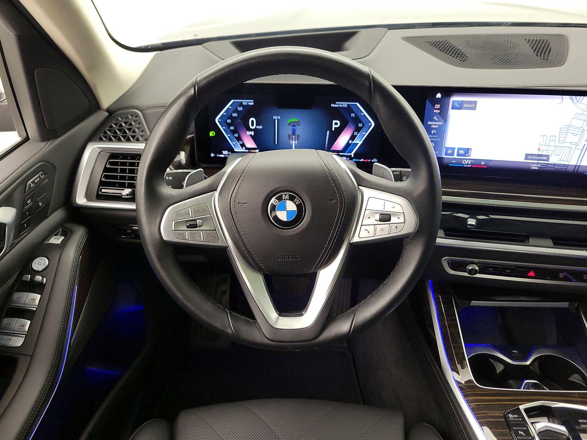 Thumbnail: 2023 BMW X7 - 10
