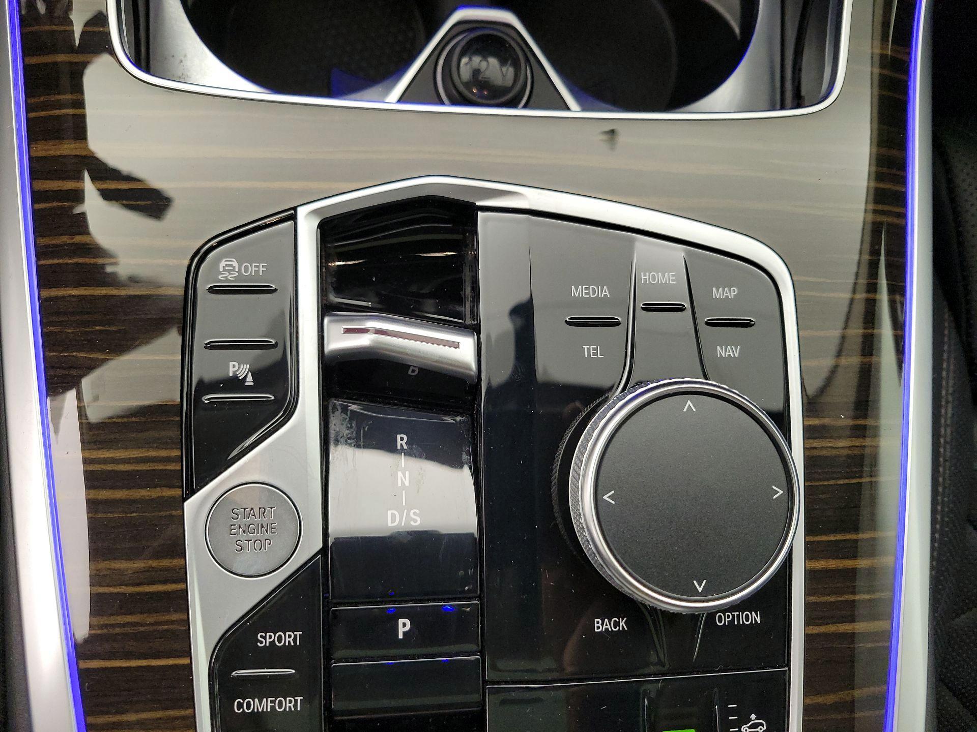 Thumbnail: 2023 BMW X7 - 18