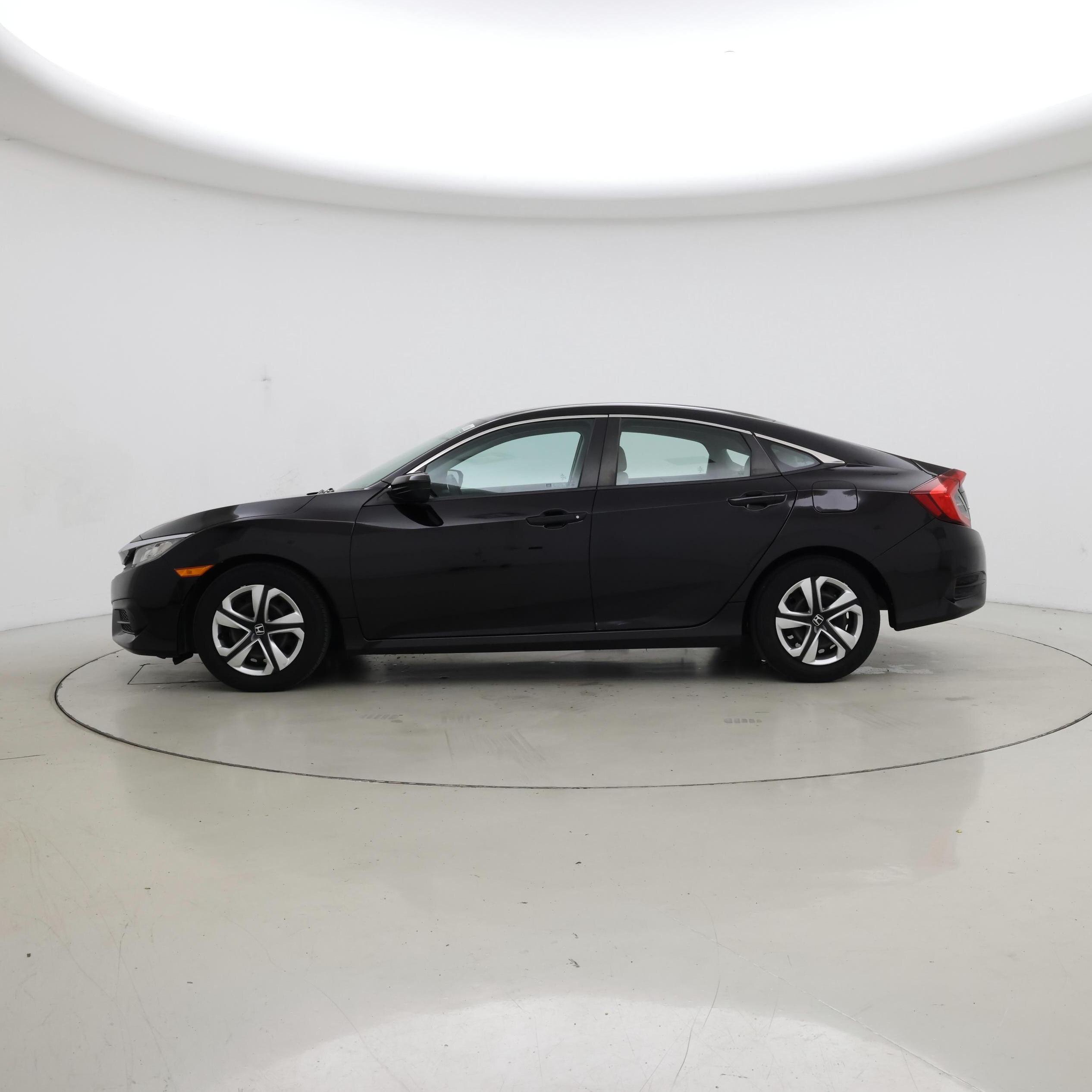 Thumbnail: 2018 Honda Civic - 3