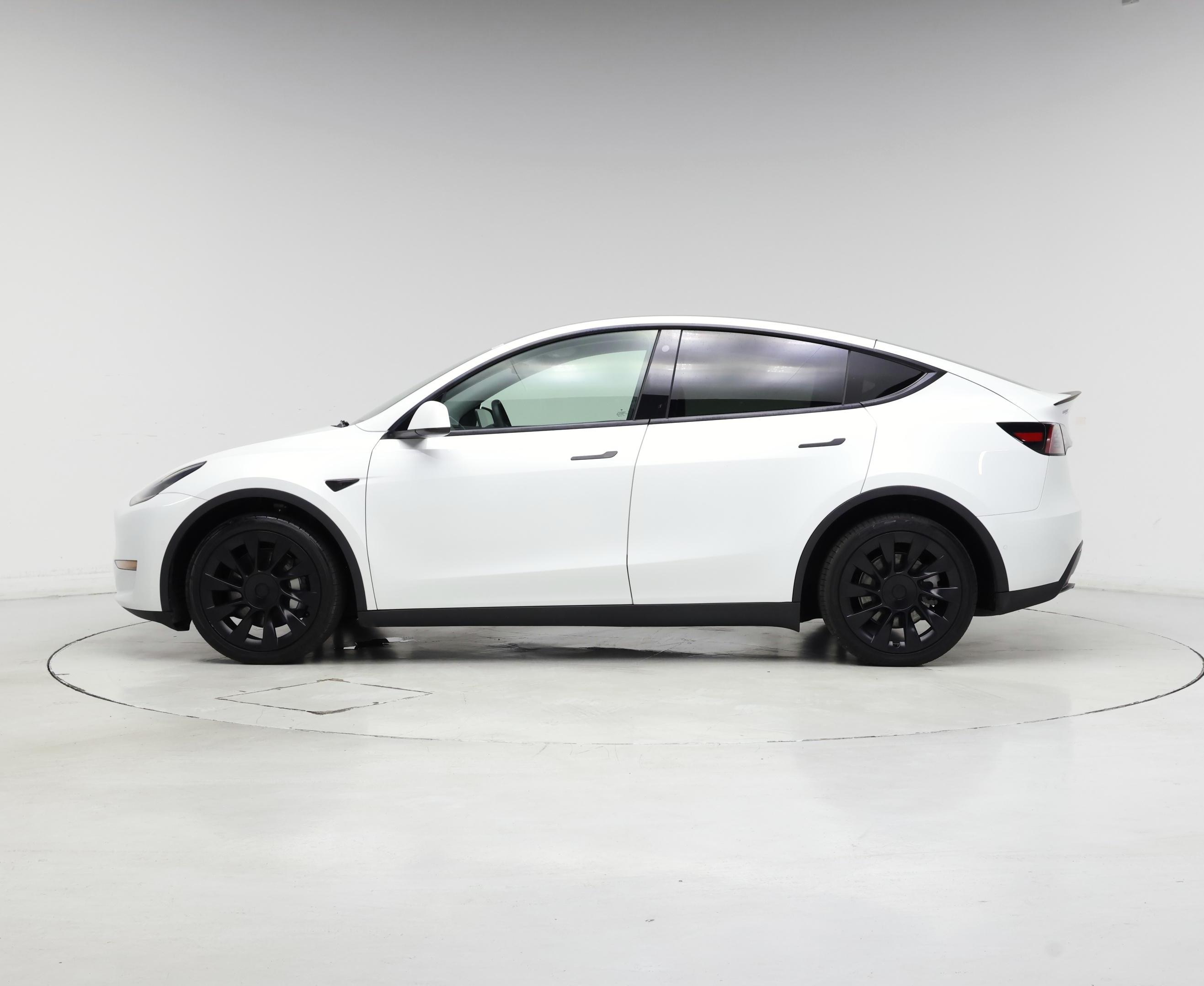 Thumbnail: 2022 Tesla Model Y - 3