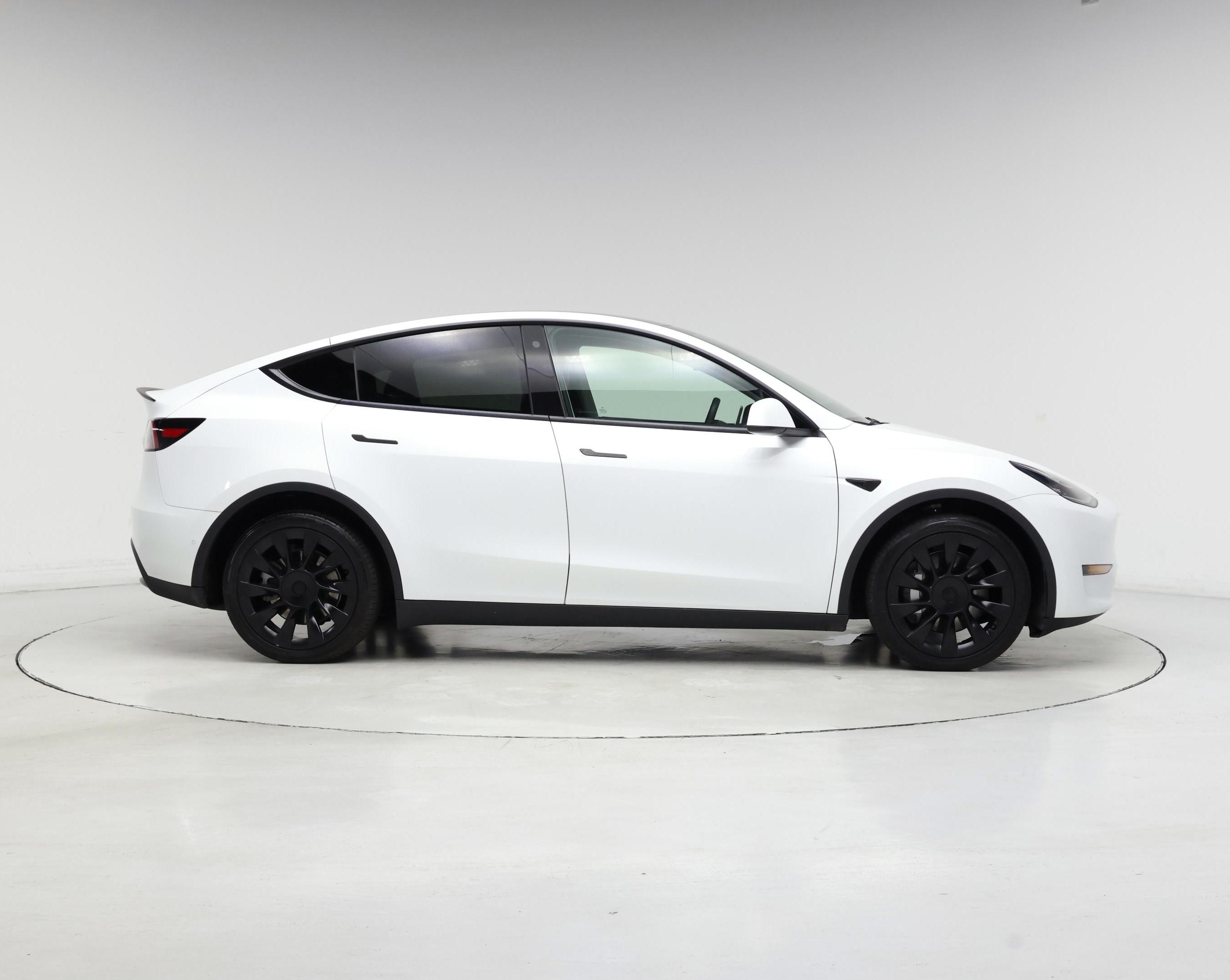Thumbnail: 2022 Tesla Model Y - 7