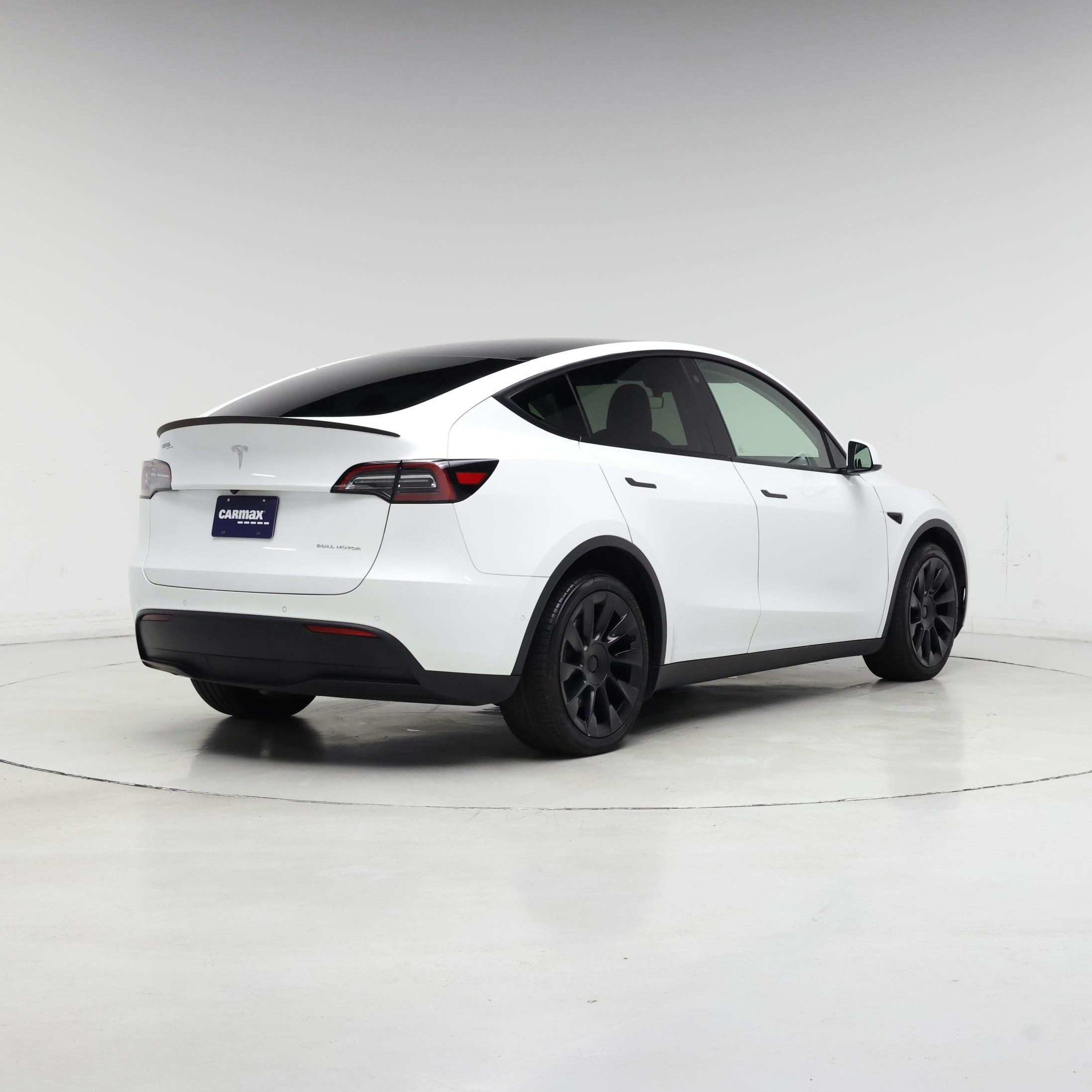 Thumbnail: 2022 Tesla Model Y - 8