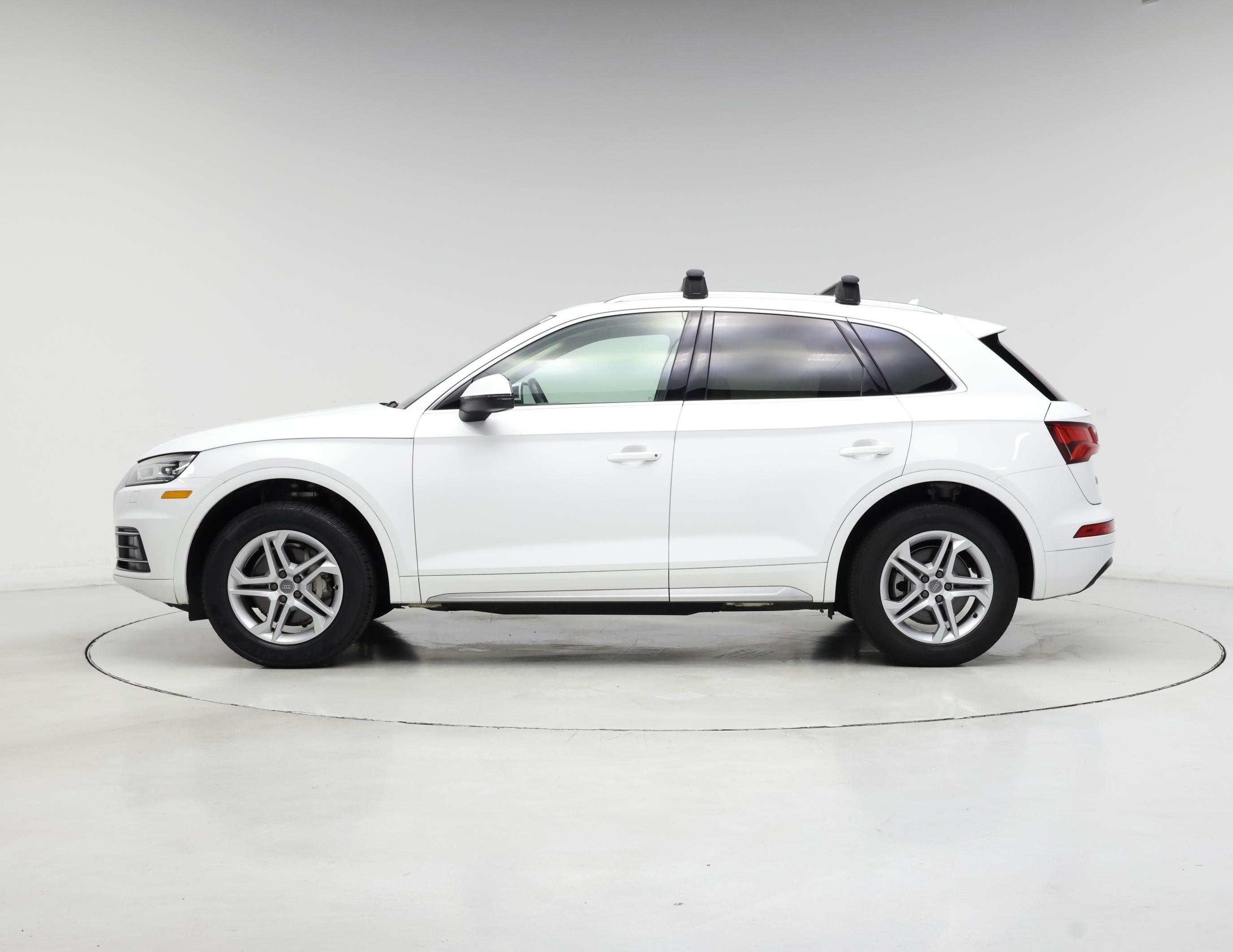 Thumbnail: 2019 Audi Q5 - 3