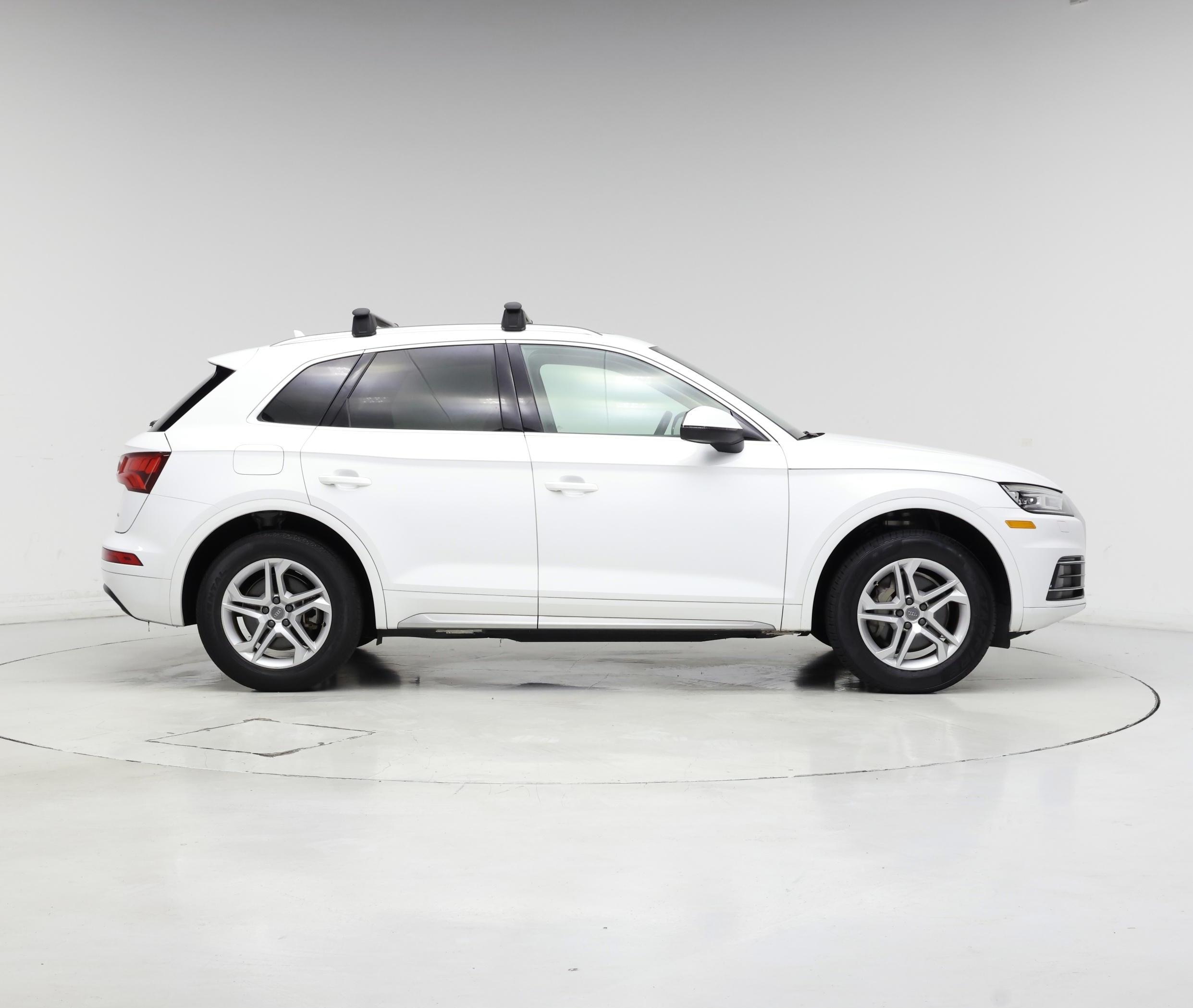 Thumbnail: 2019 Audi Q5 - 7