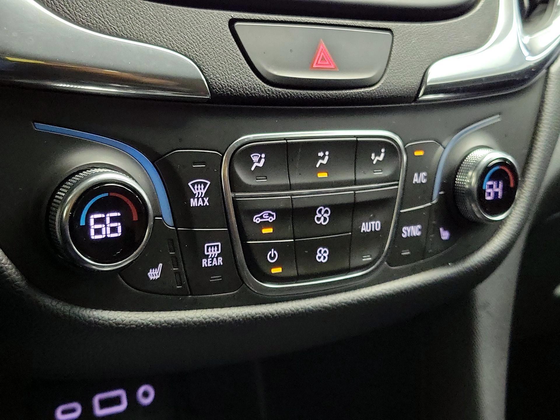 Thumbnail: 2020 Chevrolet Equinox - 16