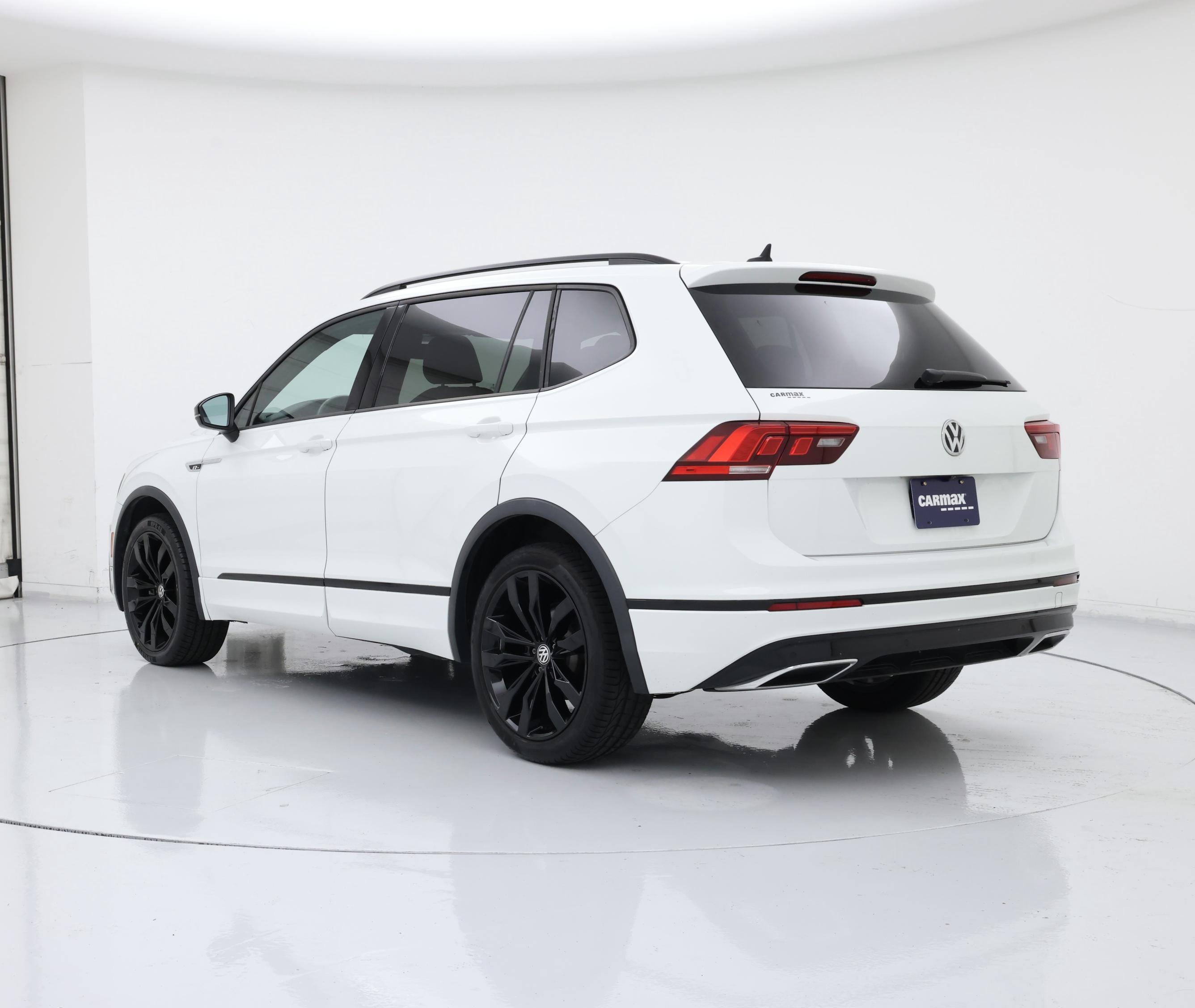 Thumbnail: 2021 Volkswagen Tiguan - 2