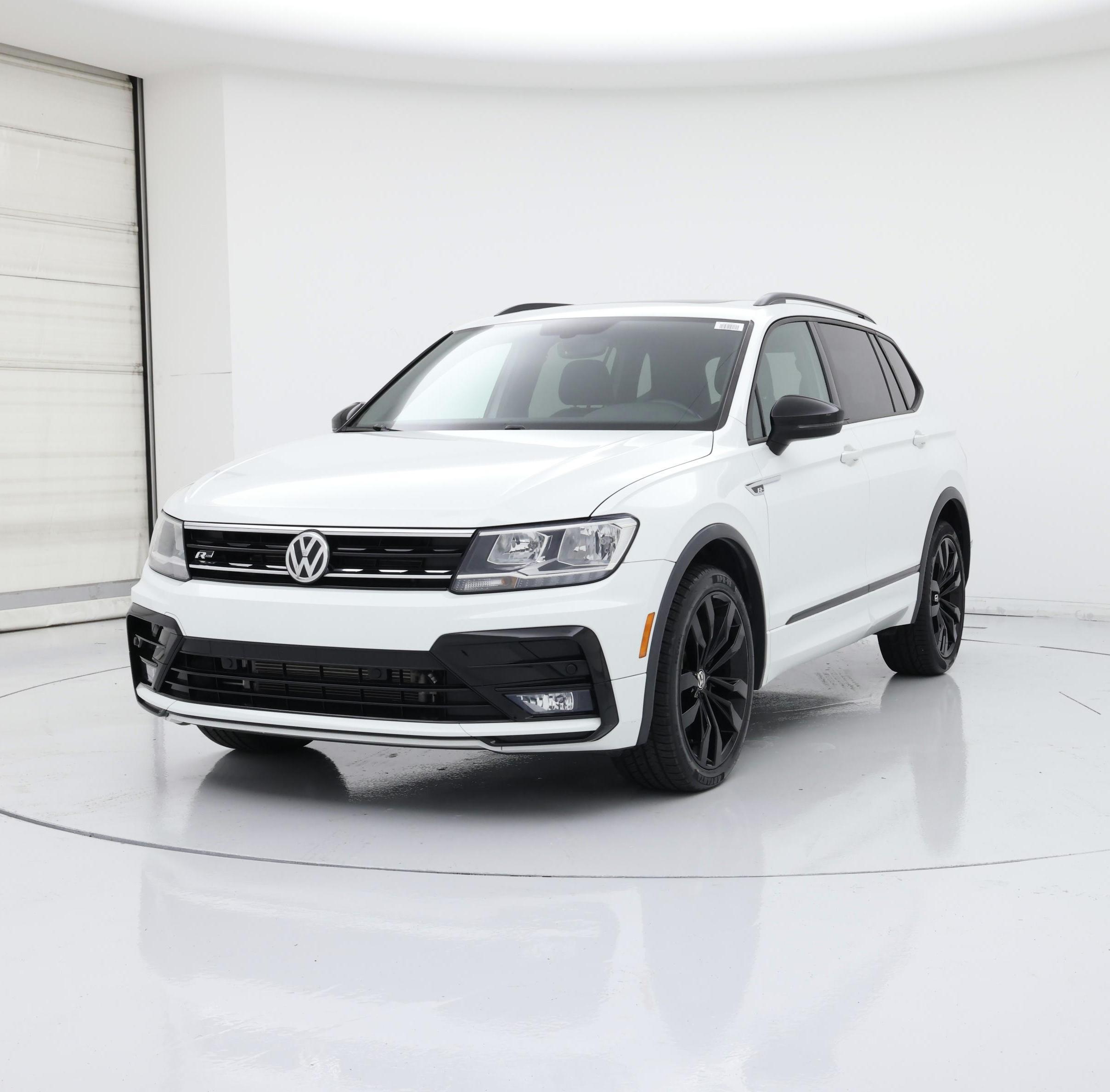 Thumbnail: 2021 Volkswagen Tiguan - 4