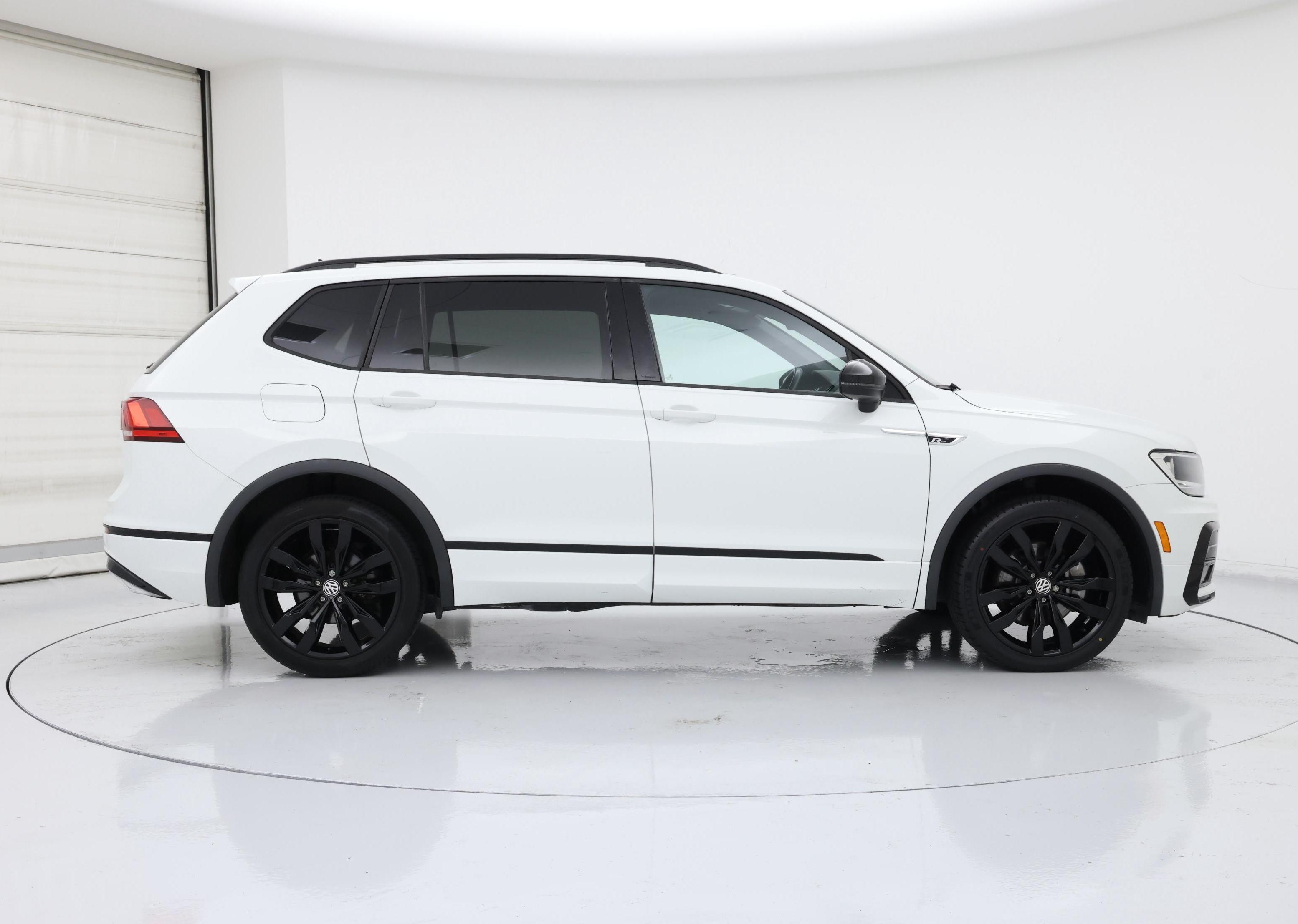 Thumbnail: 2021 Volkswagen Tiguan - 7