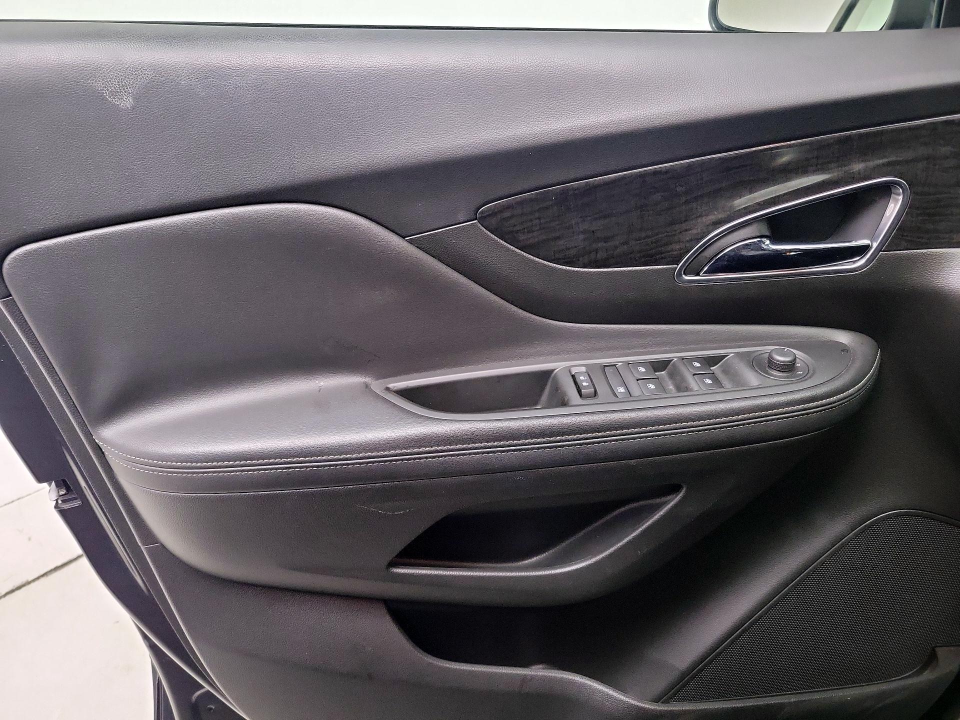 Thumbnail: 2016 Buick Encore - 12