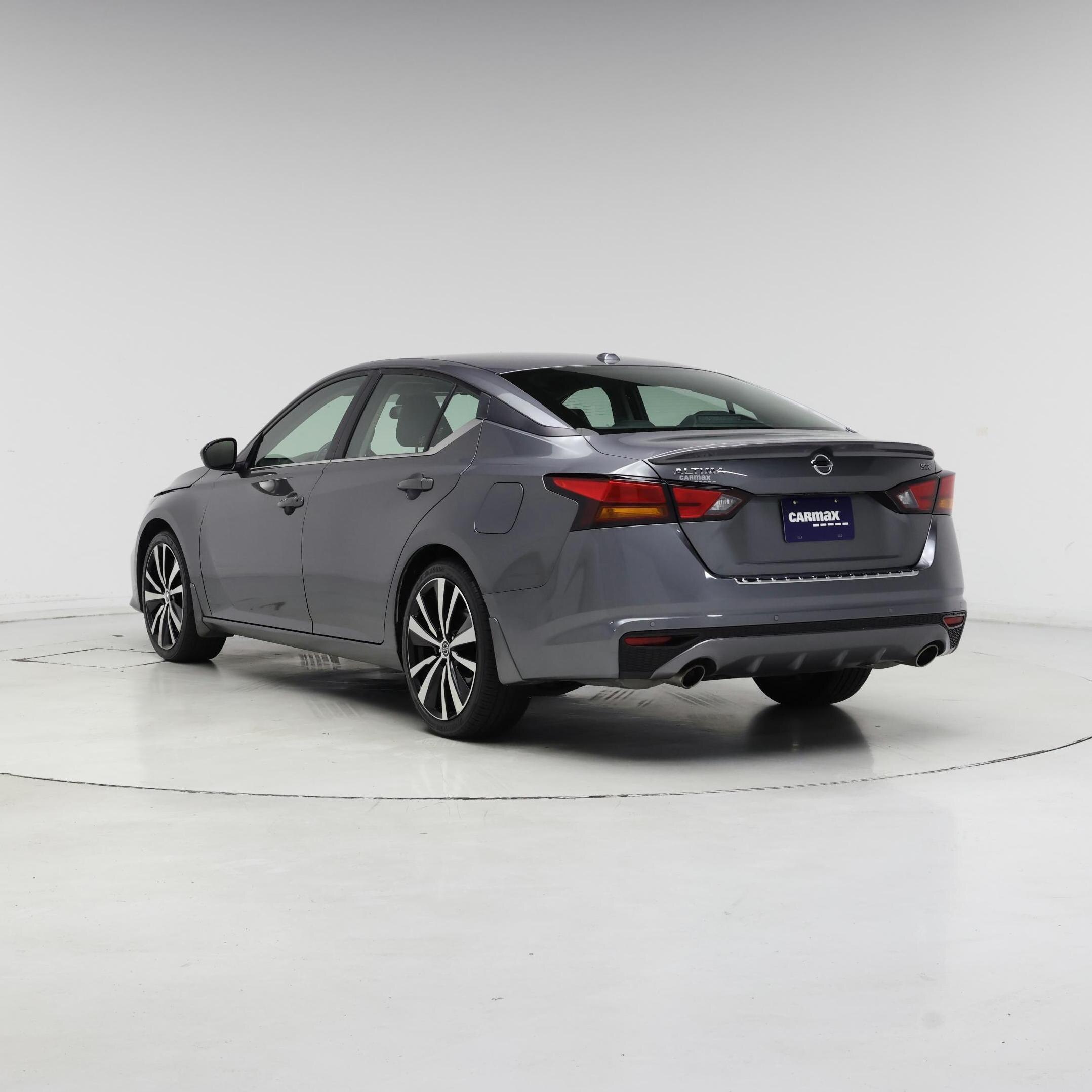 Thumbnail: 2022 Nissan Altima - 2