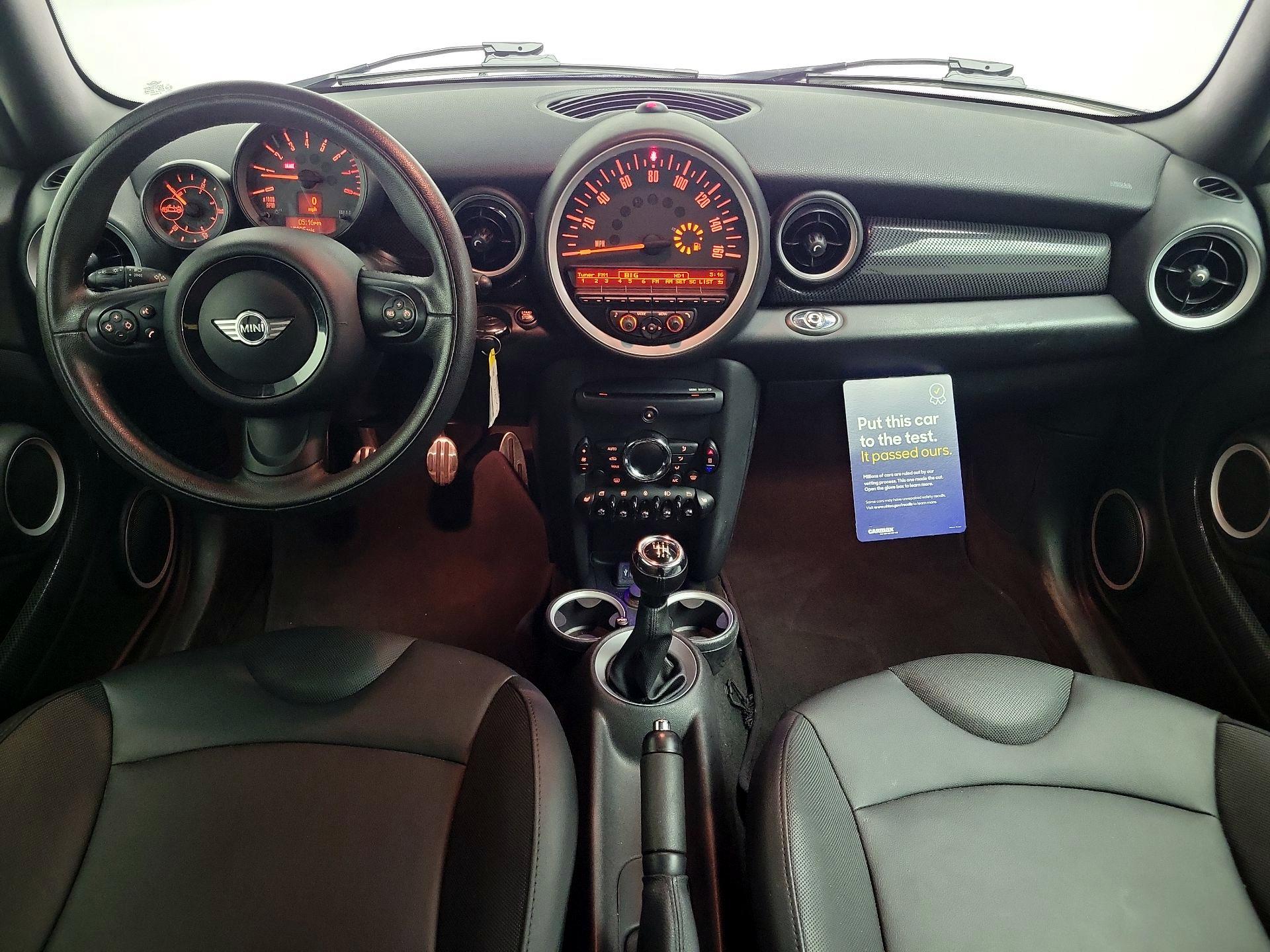 Thumbnail: 2015 MINI Cooper - 9