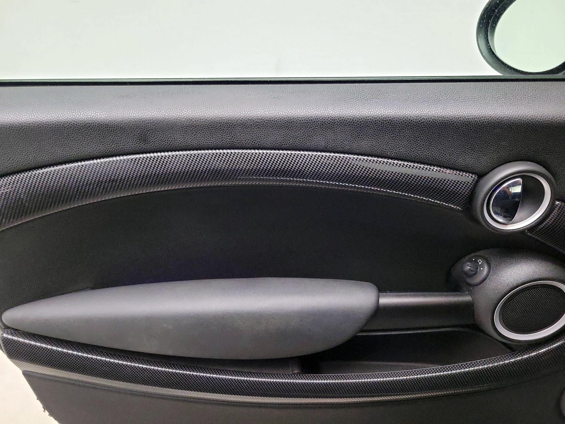 Thumbnail: 2015 MINI Cooper - 12