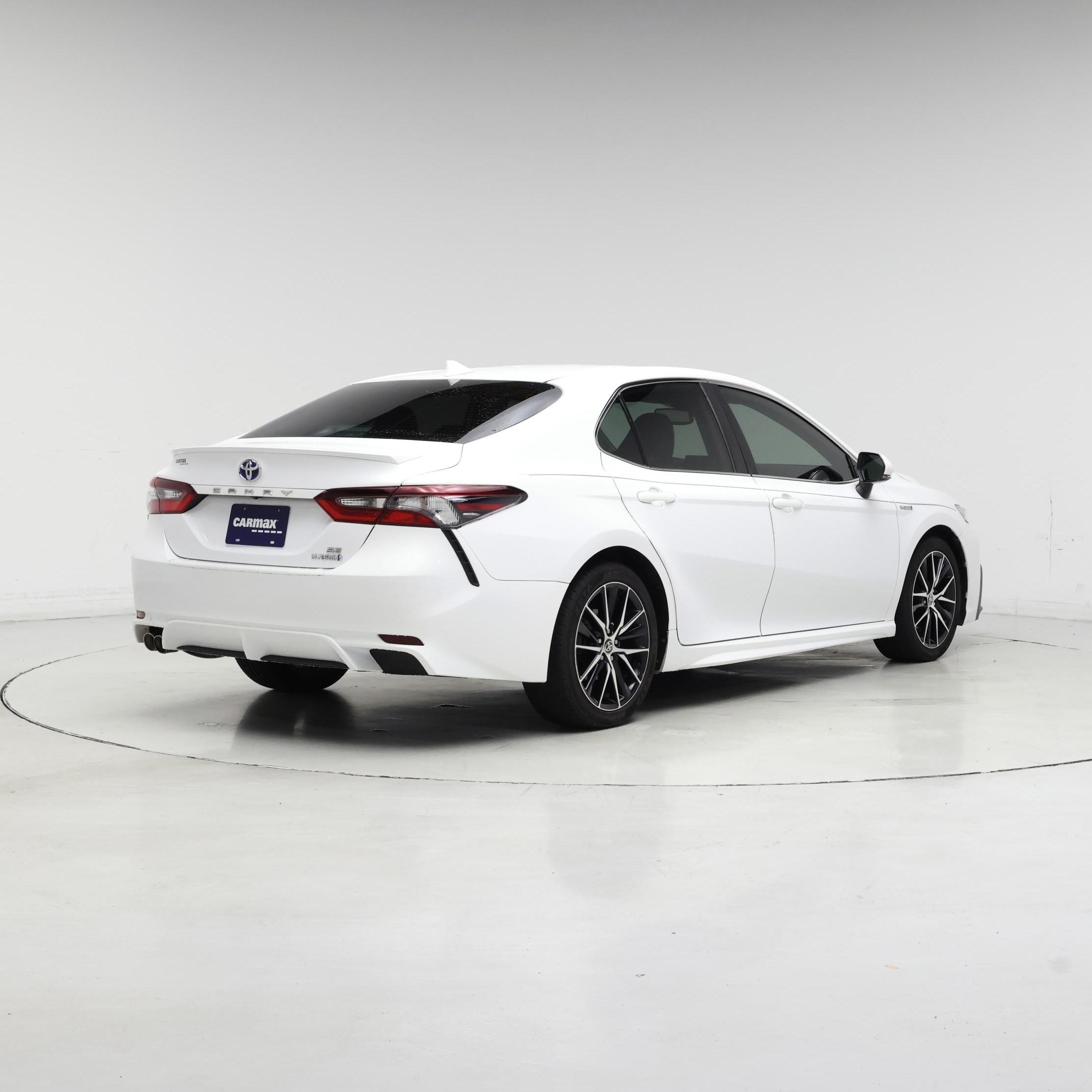 Thumbnail: 2021 Toyota Camry - 8